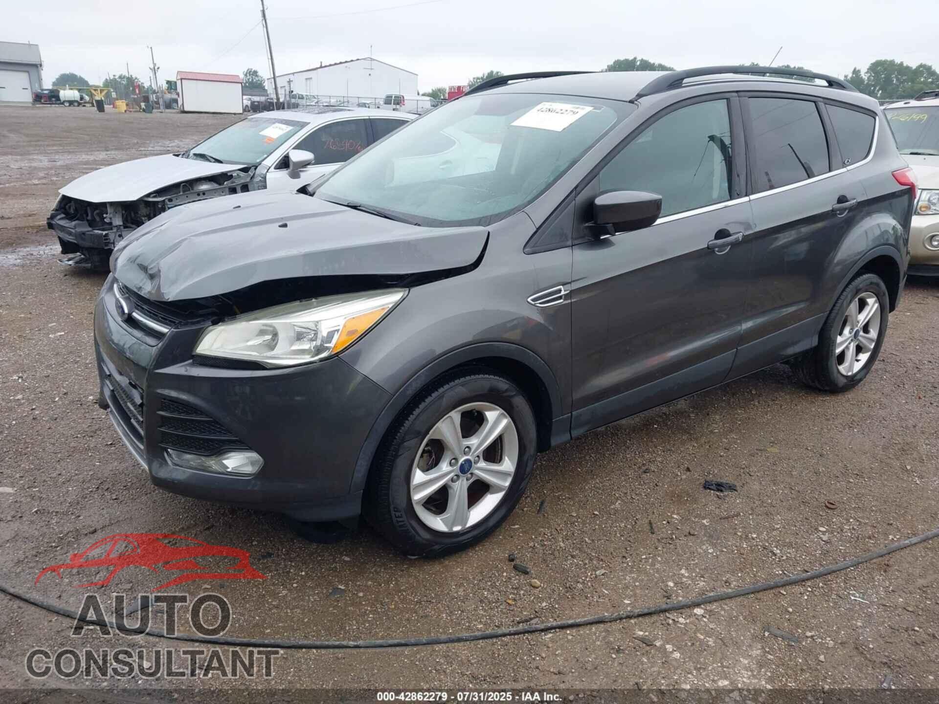 FORD ESCAPE 2015 - 1FMCU0GX5FUC76577