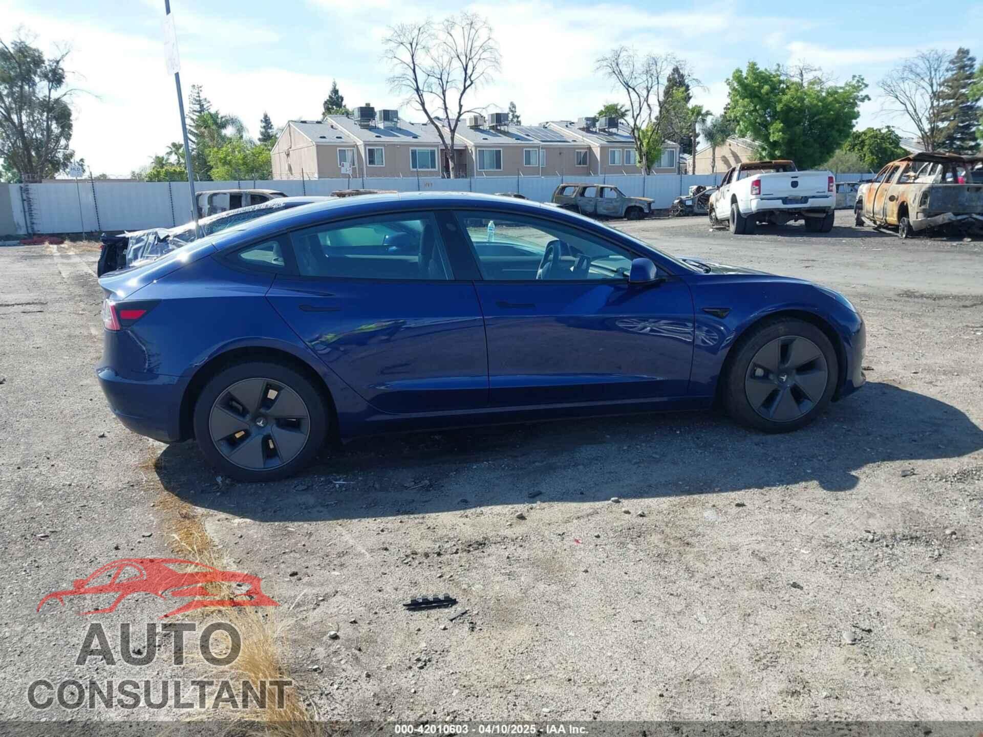 TESLA MODEL 3 2023 - 5YJ3E1EB0PF620745