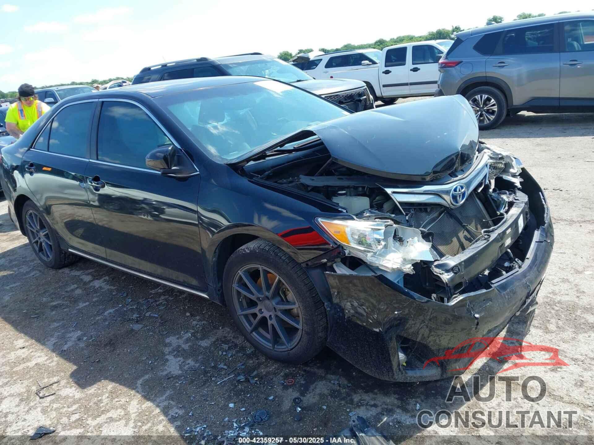 TOYOTA CAMRY HYBRID 2014 - 4T1BD1FK9EU132973