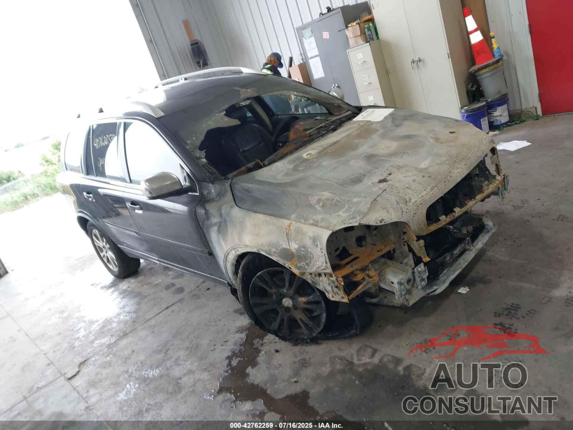 VOLVO XC90 2013 - YV4952CZ8D1651193