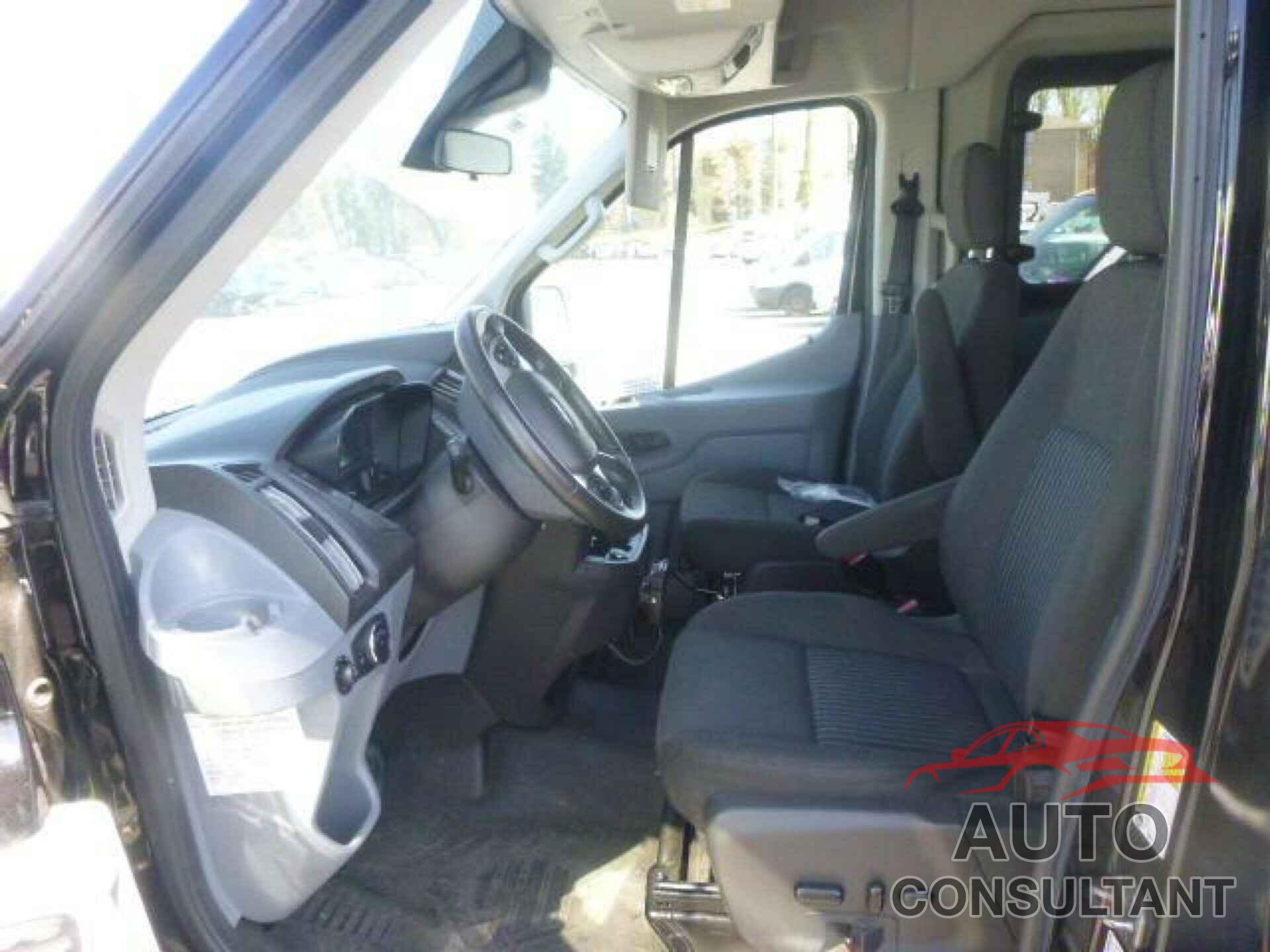 FORD TRANSIT 2017 - 1FBVU4XG7HKA36924