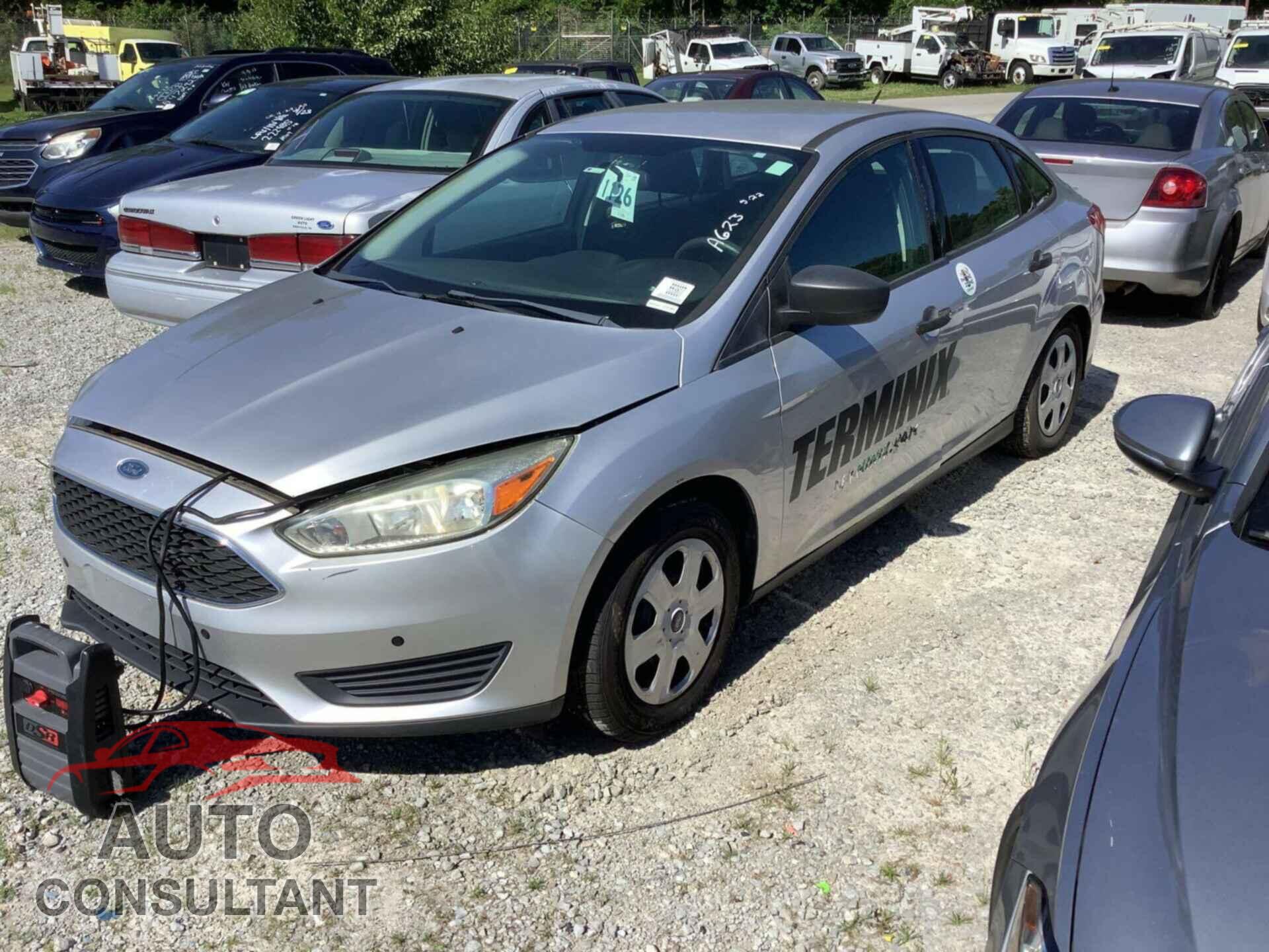 FORD FOCUS 2016 - 1FADP3E22GL366131