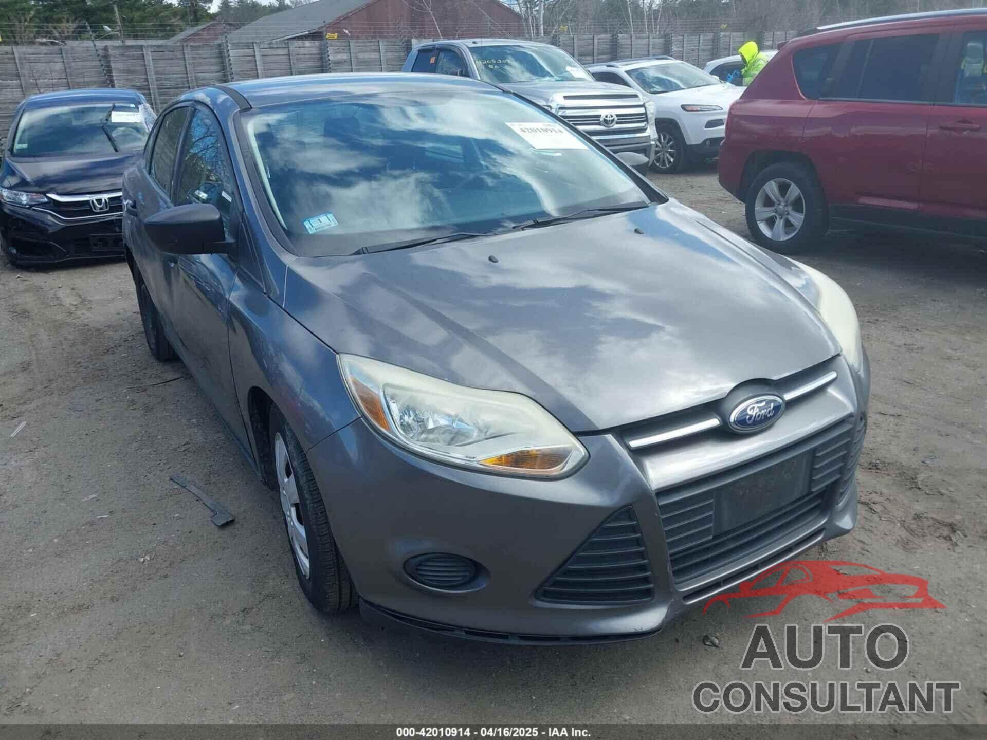 FORD FOCUS 2013 - 1FADP3E20DL257744