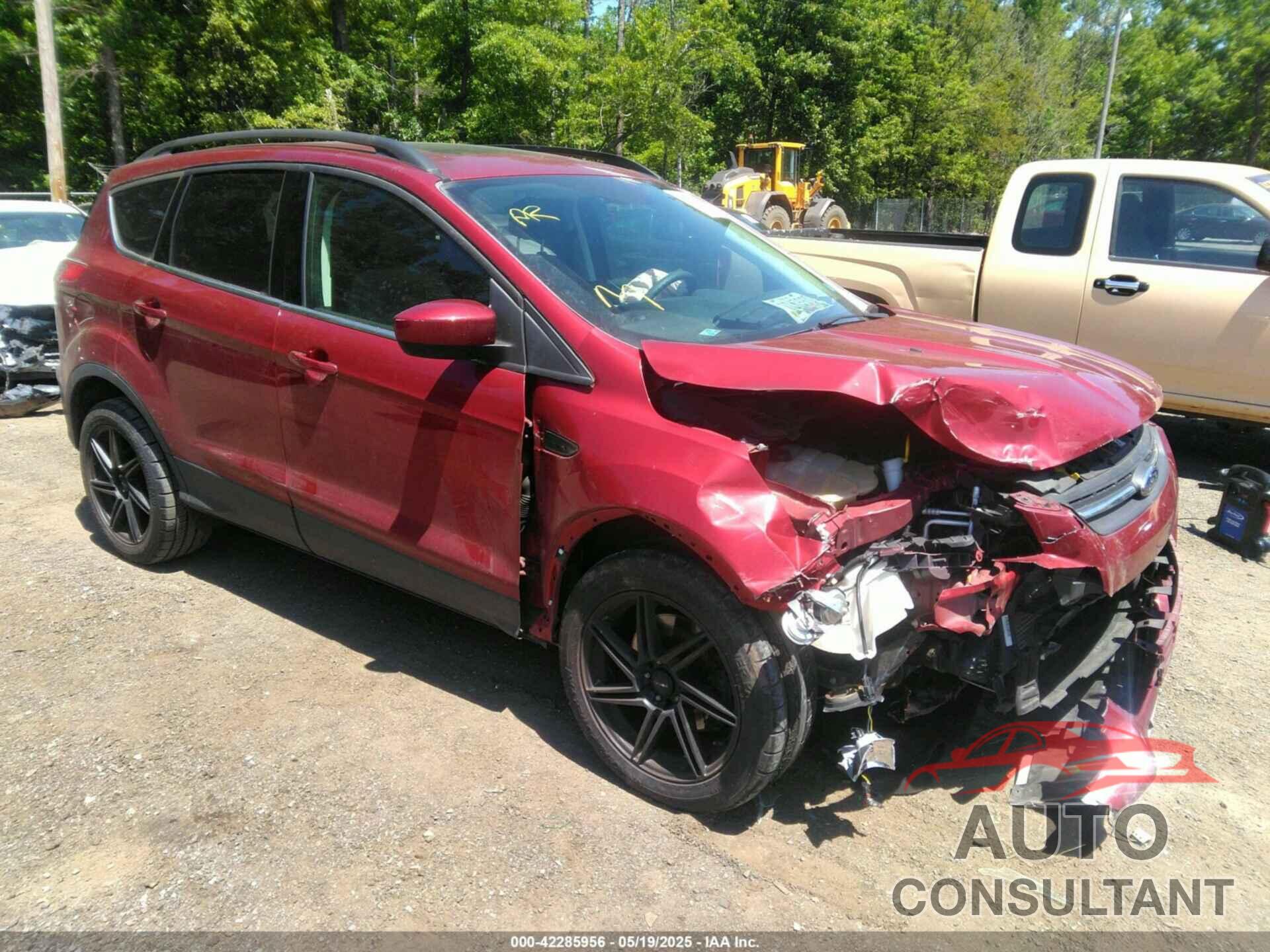 FORD ESCAPE 2015 - 1FMCU9G99FUC32779