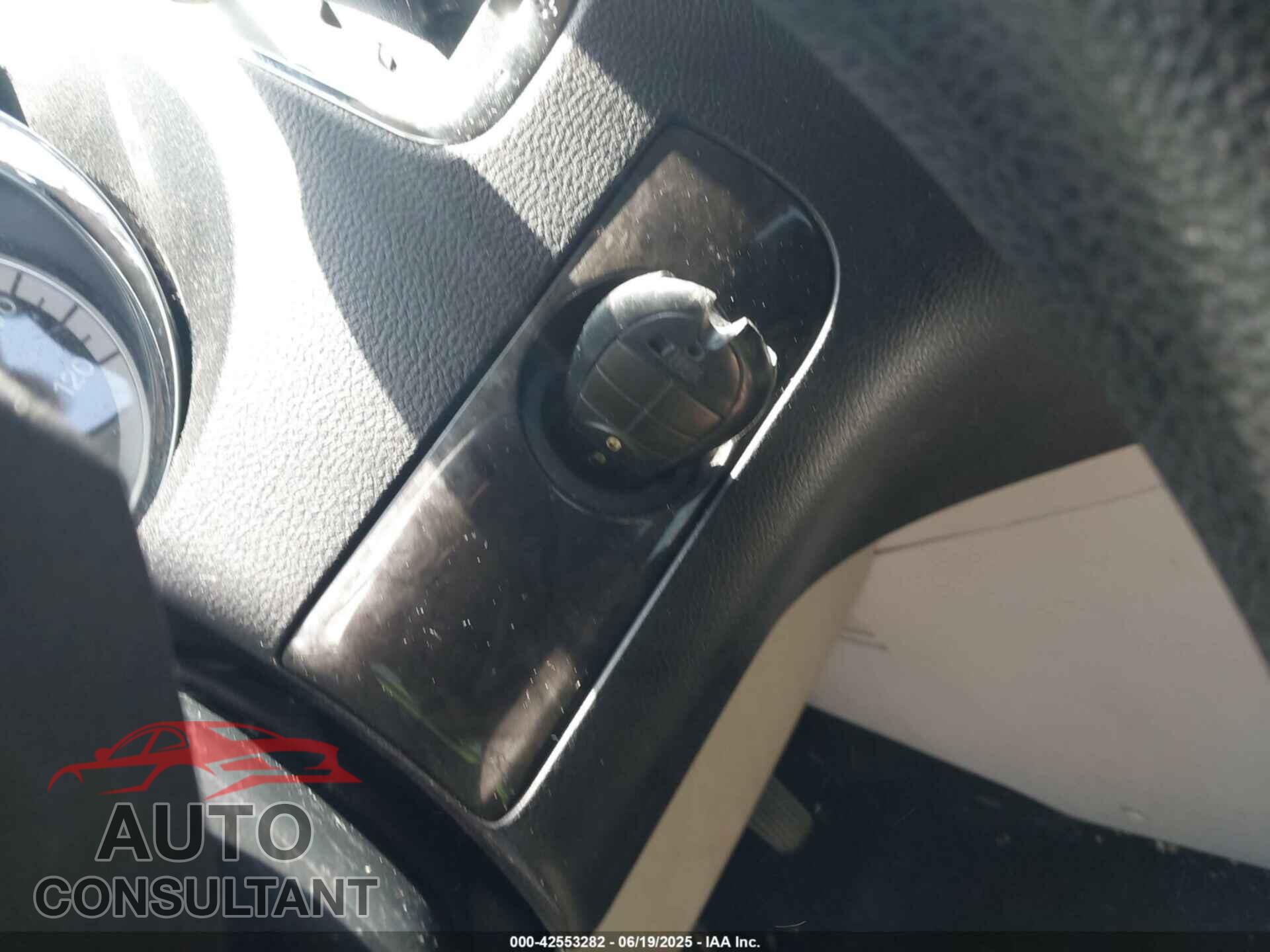 DODGE GRAND CARAVAN 2015 - 2C4RDGBG2FR563872