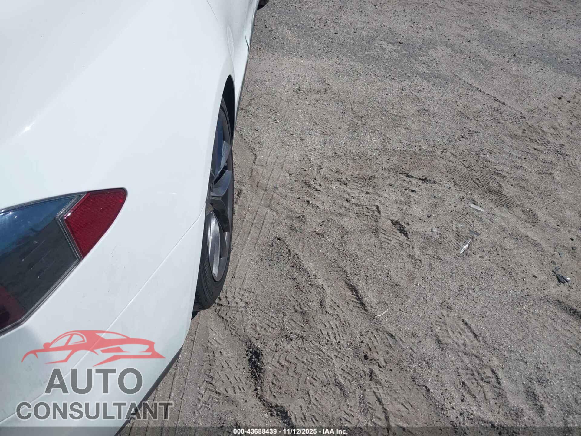 TESLA MODEL S 2013 - 5YJSA1CN9DFP27986