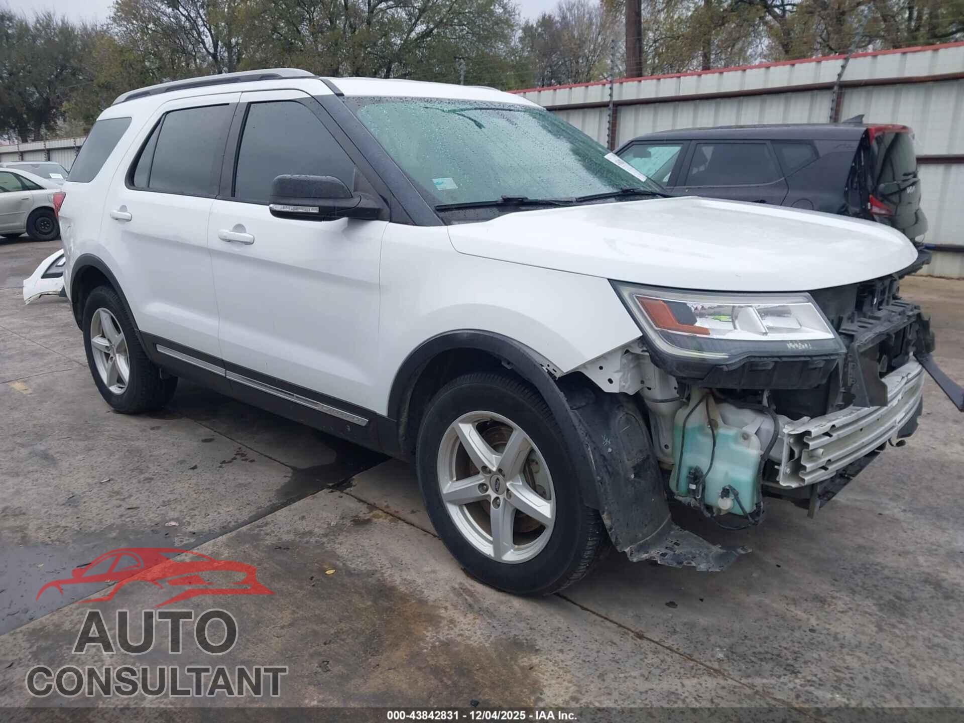 FORD EXPLORER 2017 - 1FM5K8D80HGE00640