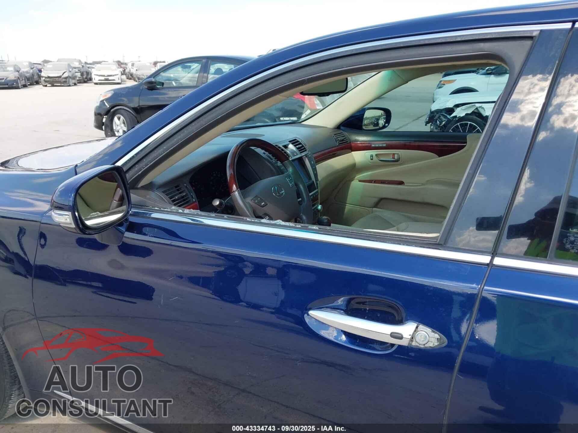 LEXUS LS 460 2011 - JTHBL5EF5B5103266