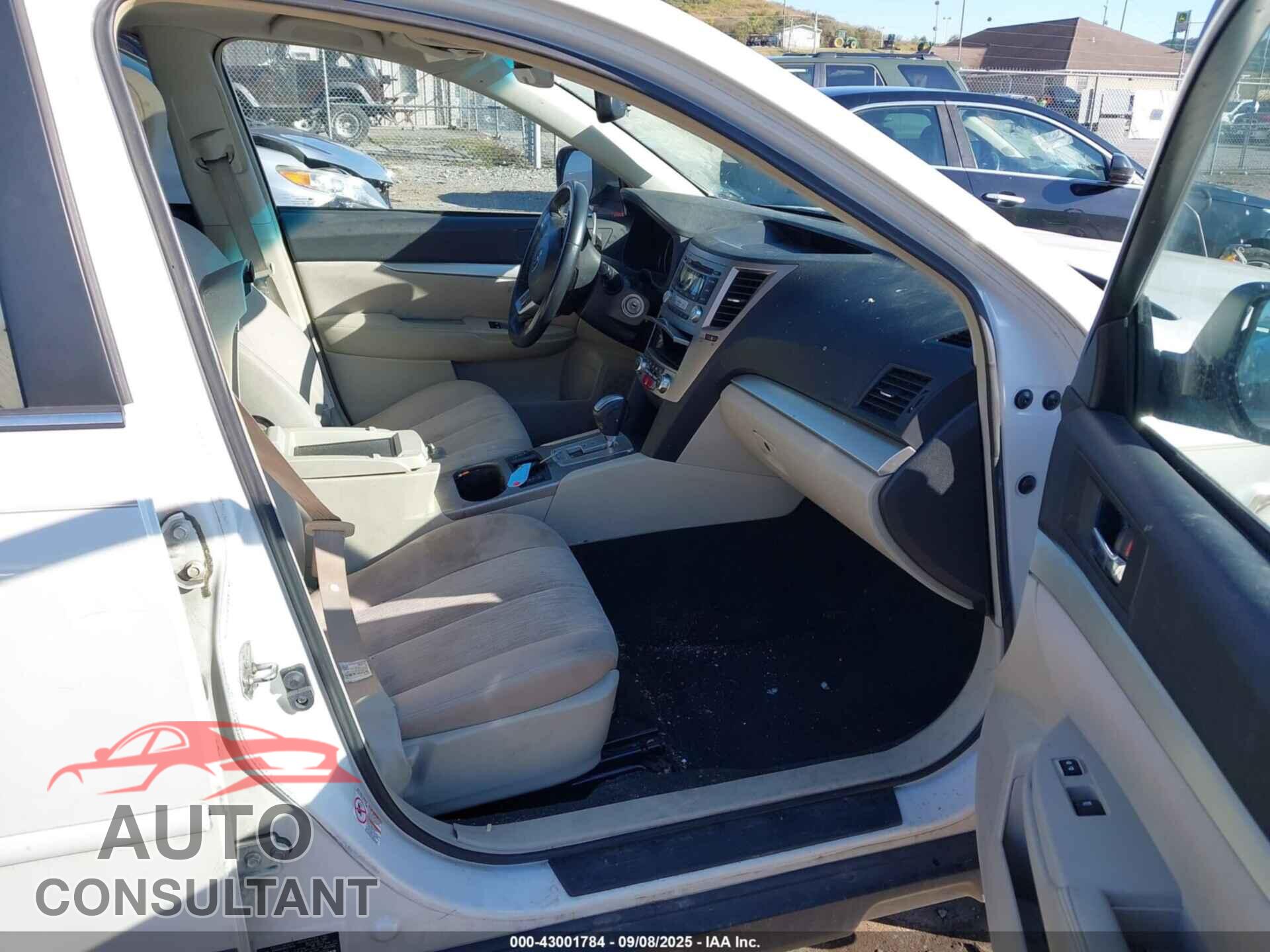 SUBARU OUTBACK 2013 - 4S4BRBGC8D3218519