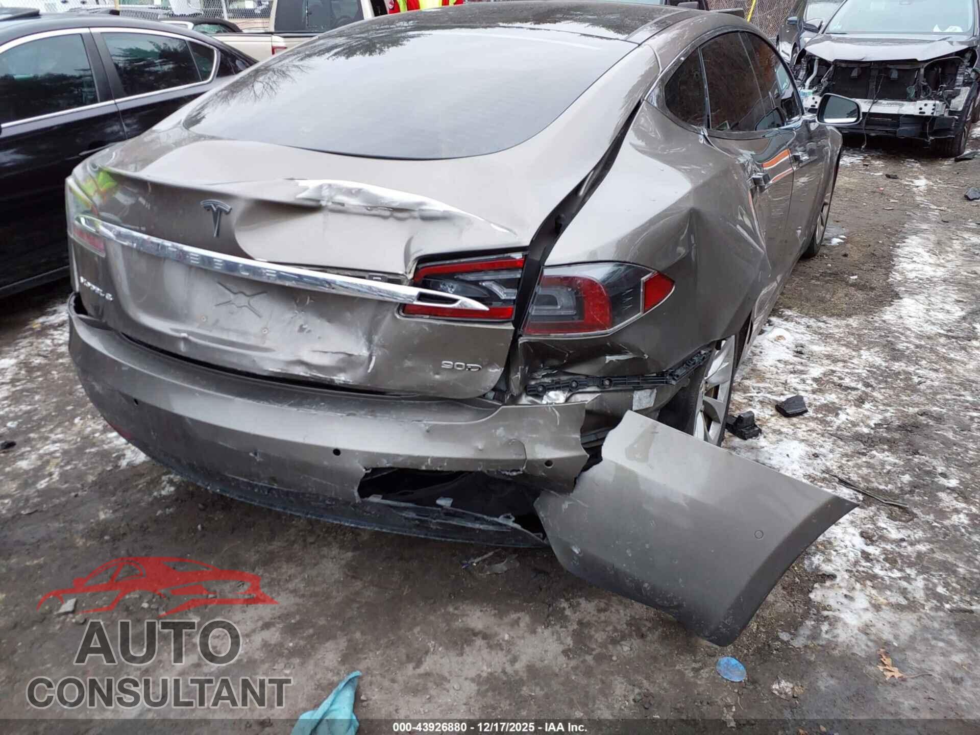 TESLA MODEL S 2016 - 5YJSA1E22GF142450