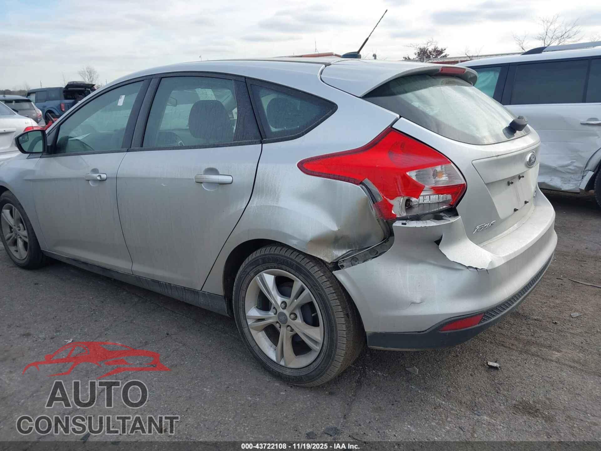 FORD FOCUS 2013 - 1FADP3K27DL372152