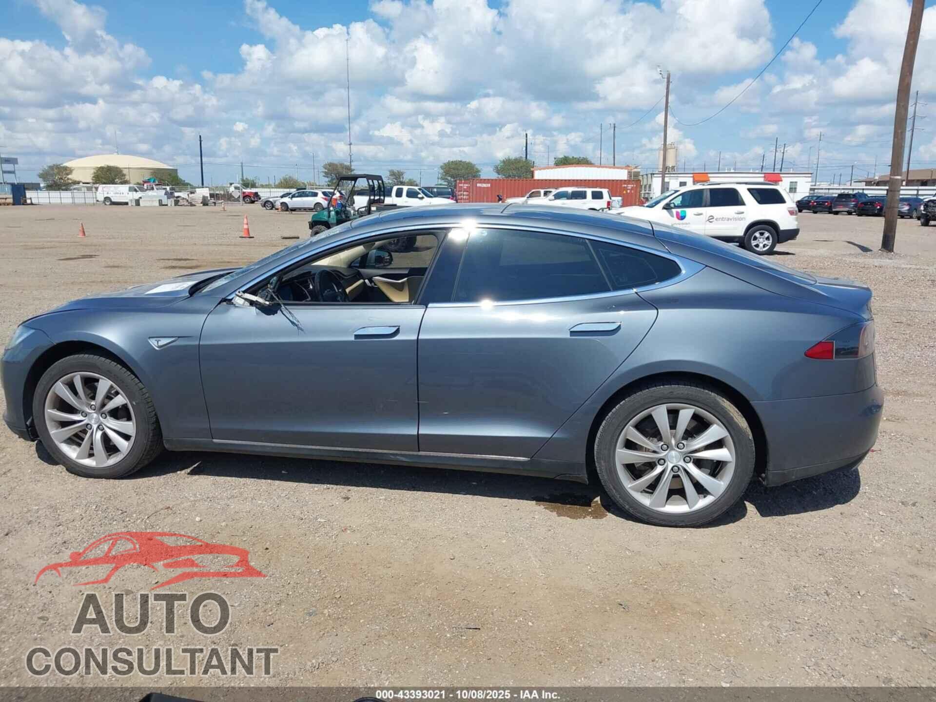 TESLA MODEL S 2013 - 5YJSA1CN7DFP24990