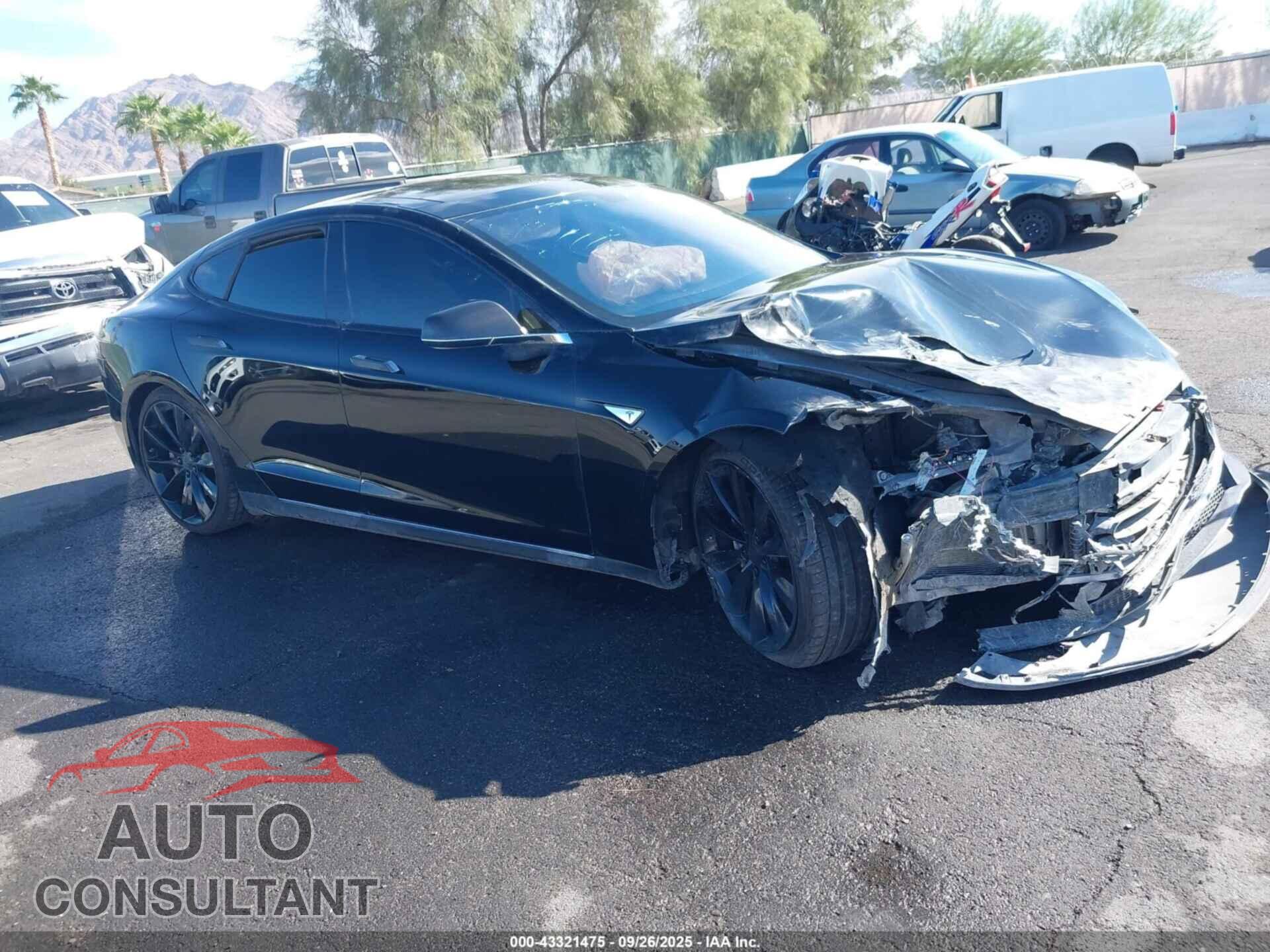 TESLA MODEL S 2012 - 5YJSA1DP8CFP02429