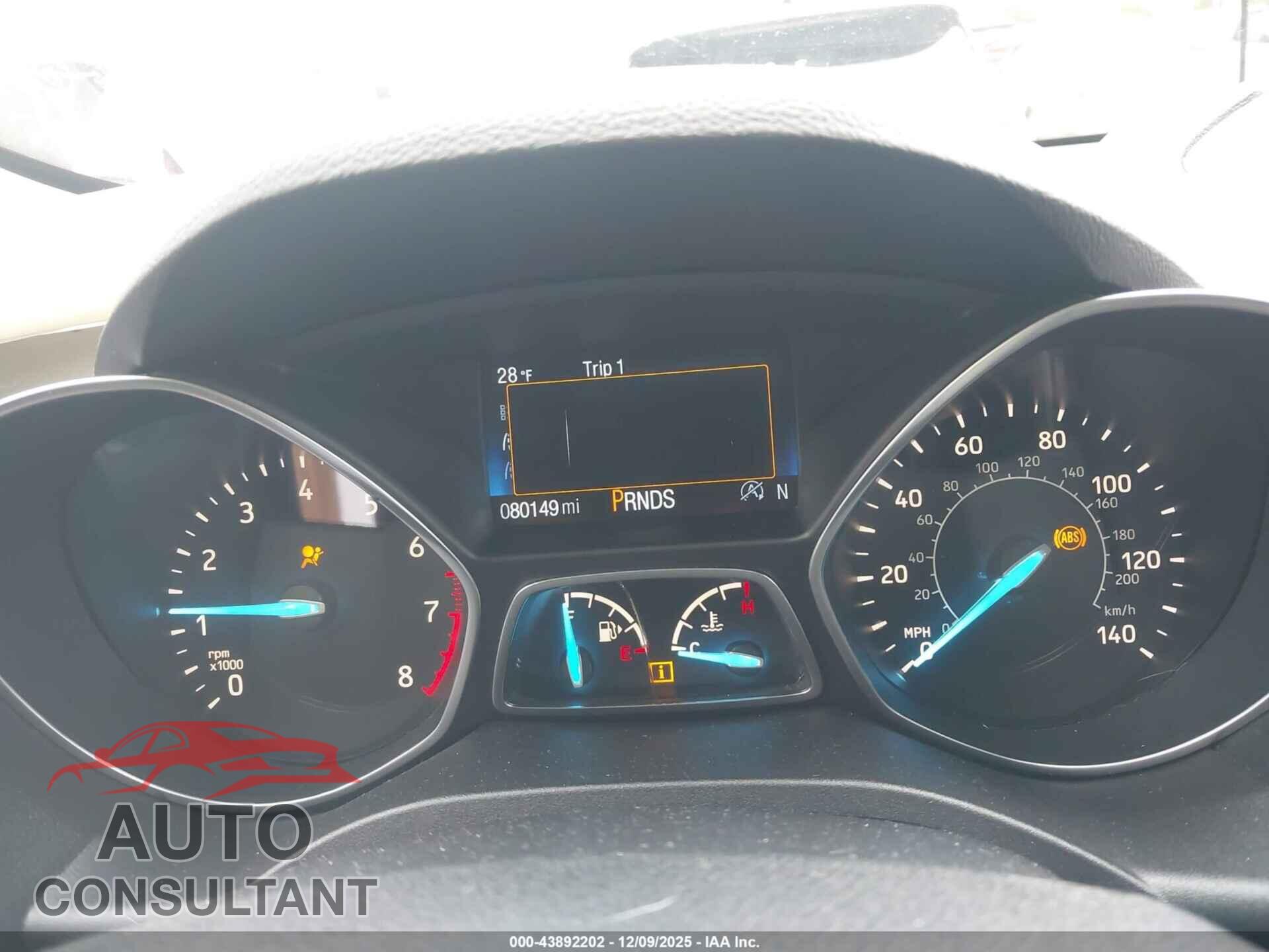 FORD ESCAPE 2019 - 1FMCU9GD2KUB10523