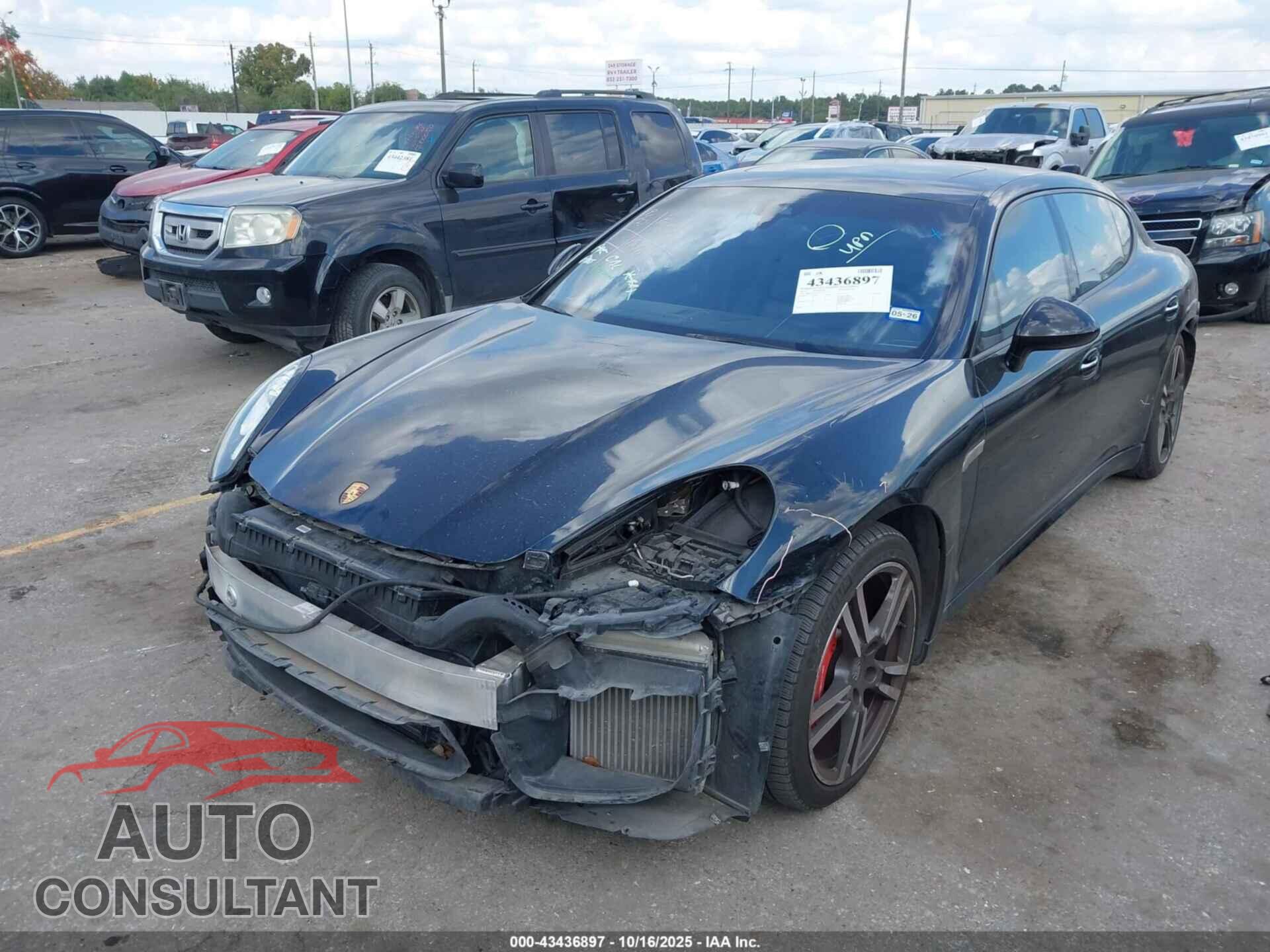 PORSCHE PANAMERA 2014 - WP0BC2A74EL077077
