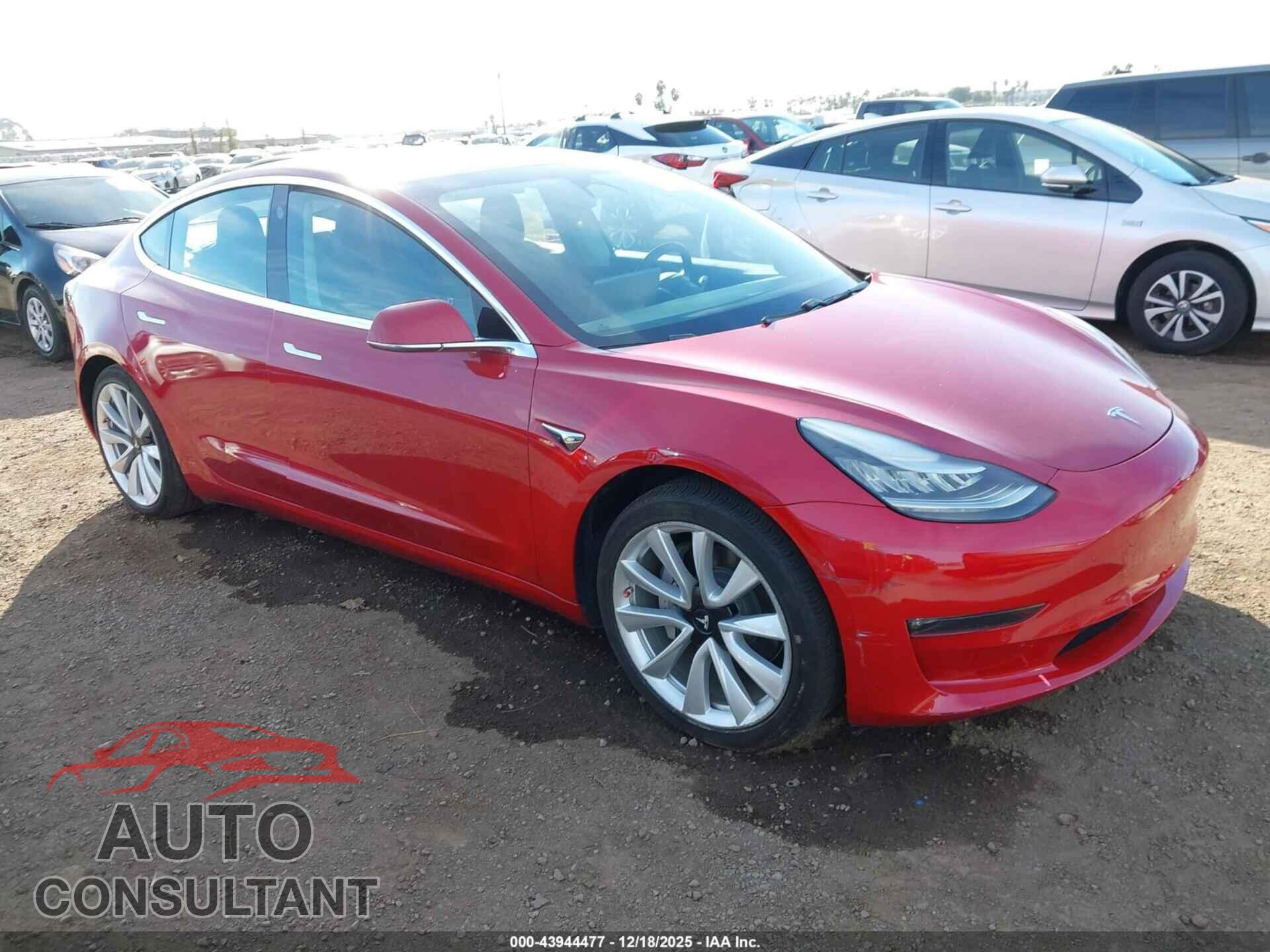 TESLA MODEL 3 2018 - 5YJ3E1EA1JF126182