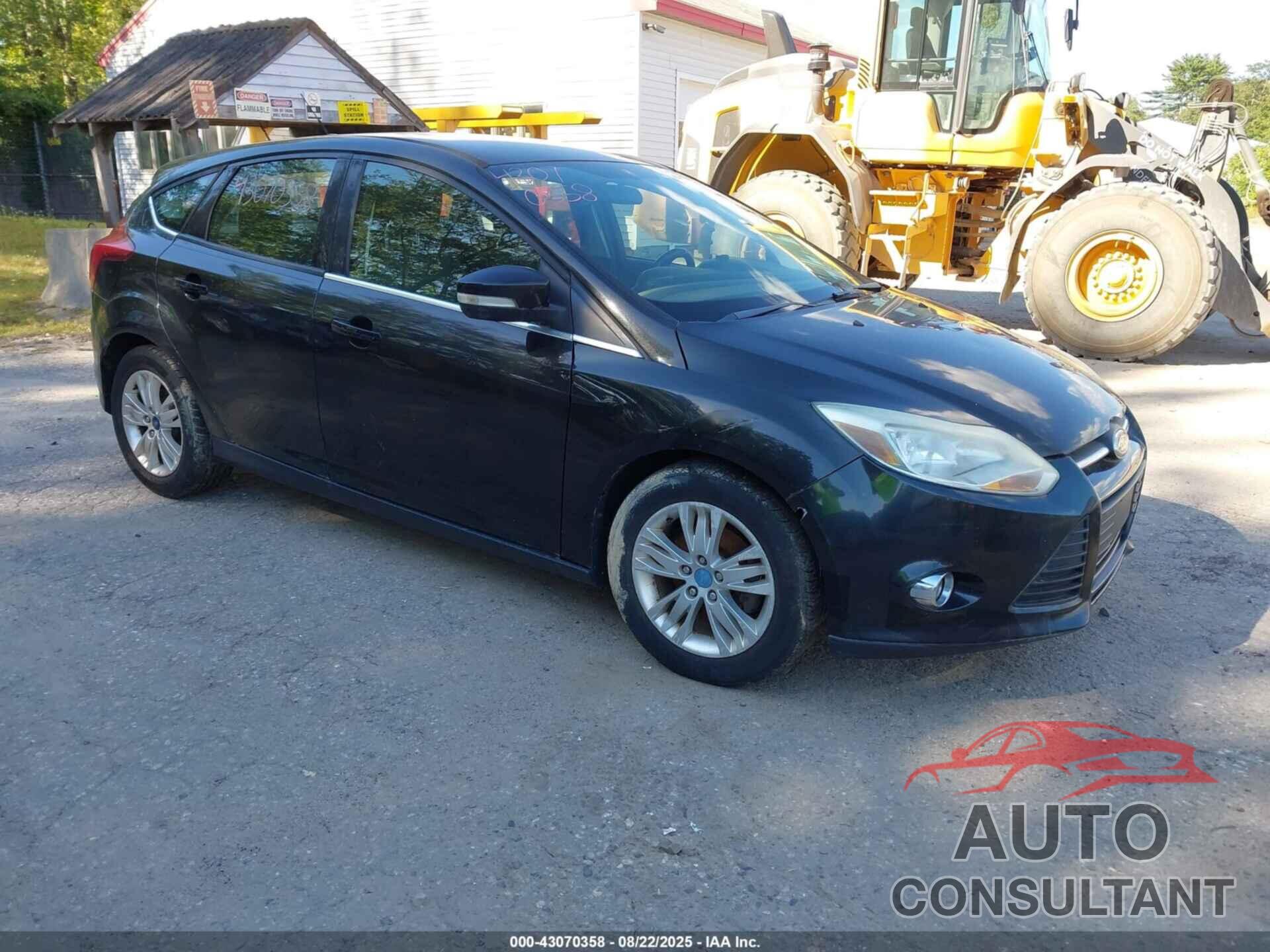 FORD FOCUS 2012 - 1FAHP3M23CL135736