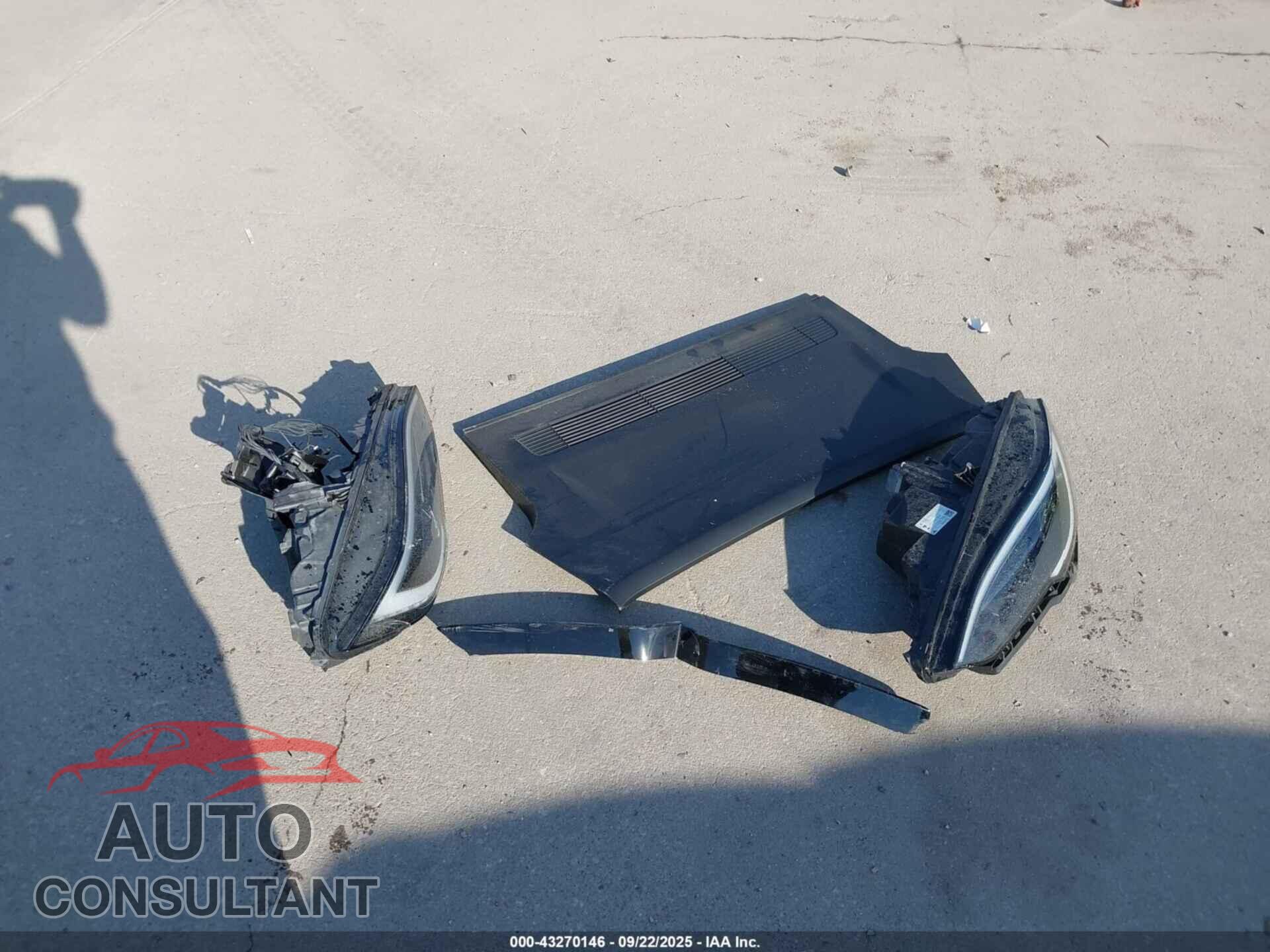 TESLA MODEL S 2023 - 5YJSA1E52PF519904