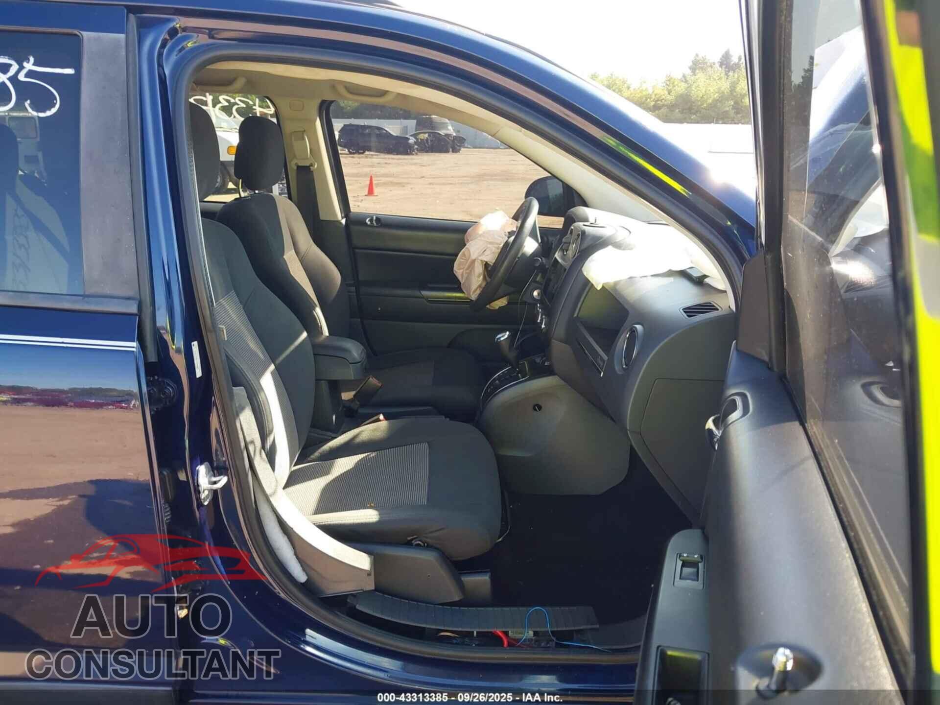 JEEP COMPASS 2012 - 1C4NJCBB7CD605889