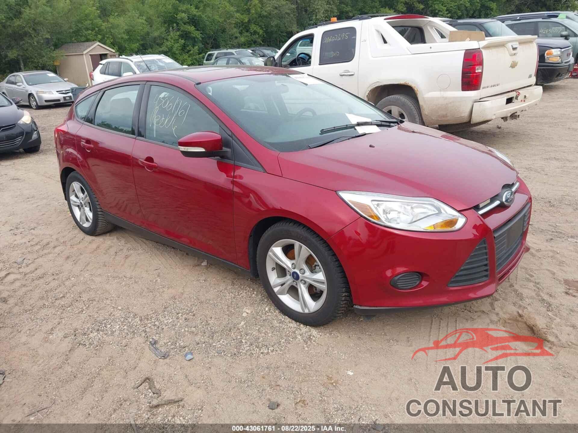 FORD FOCUS 2014 - 1FADP3K24EL399133