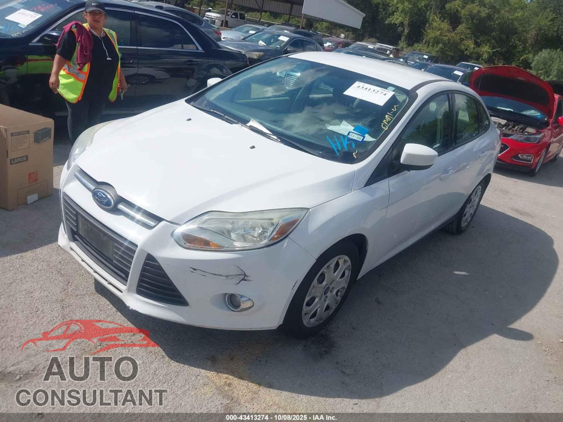 FORD FOCUS 2012 - 1FAHP3F28CL295513