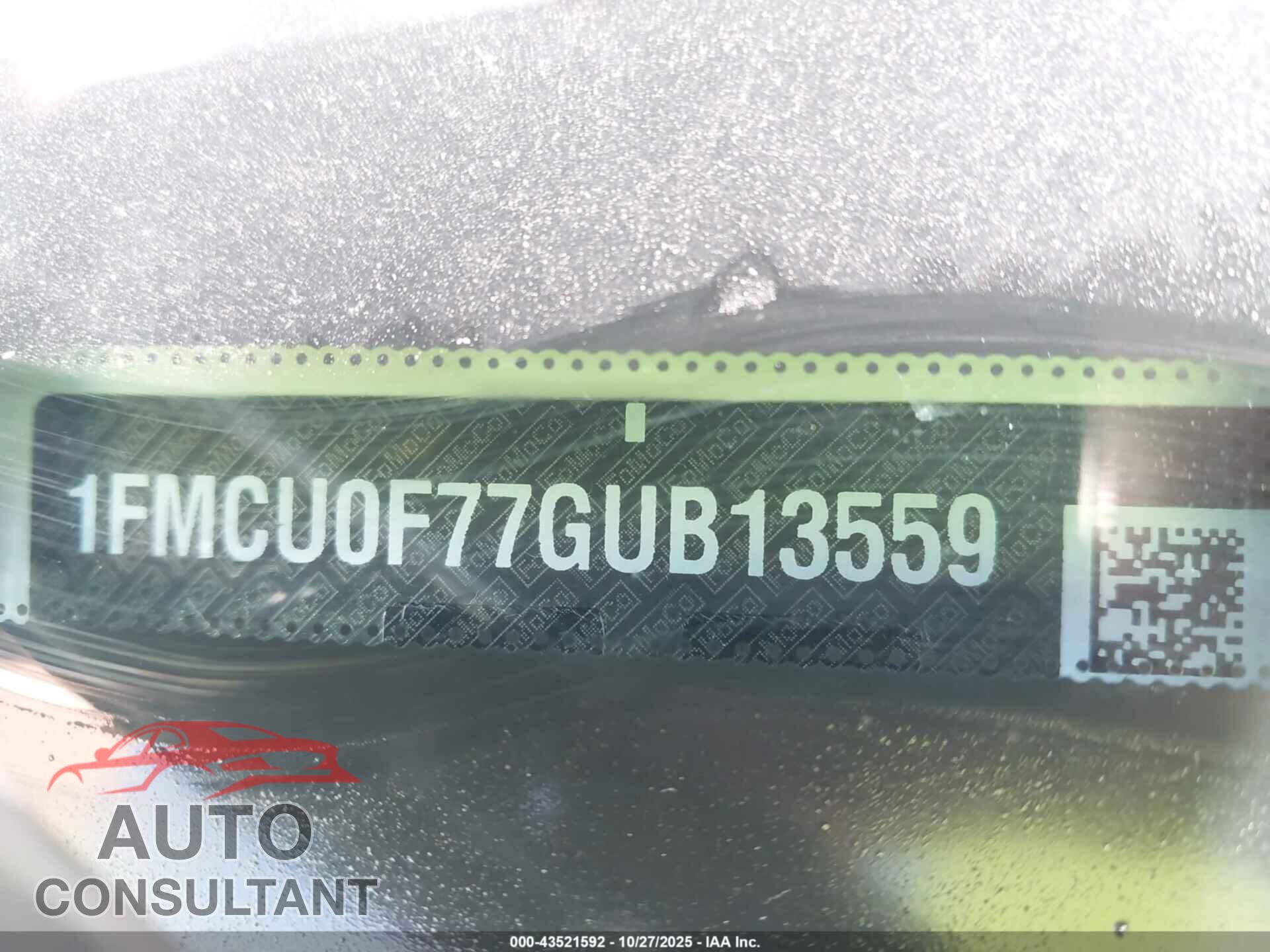FORD ESCAPE 2016 - 1FMCU0F77GUB13559