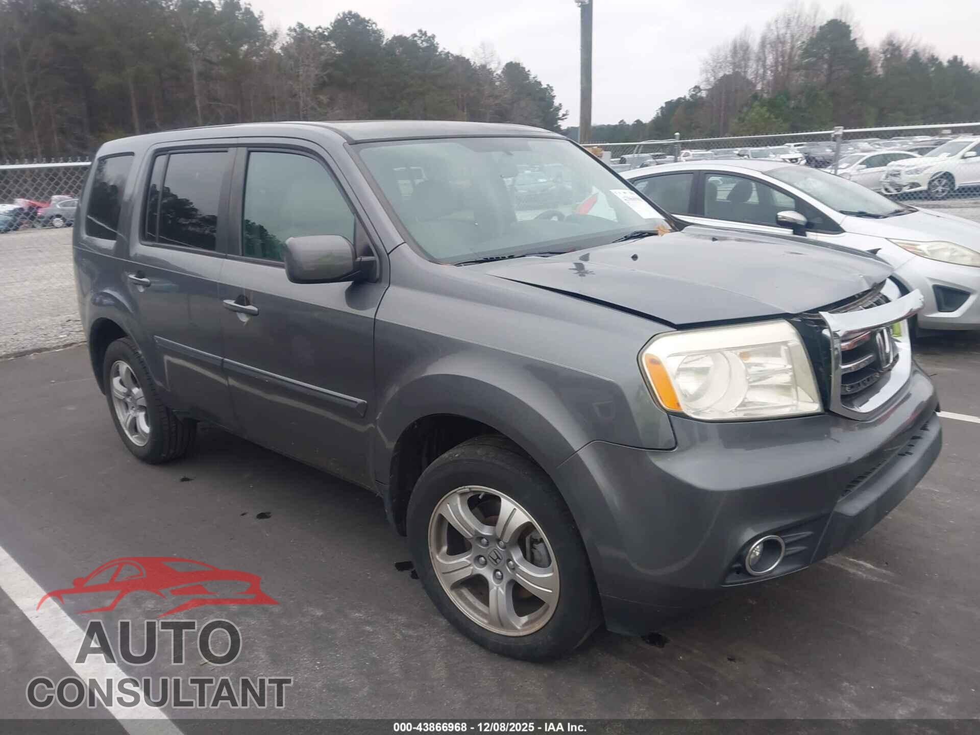 HONDA PILOT 2013 - 5FNYF3H49DB003237