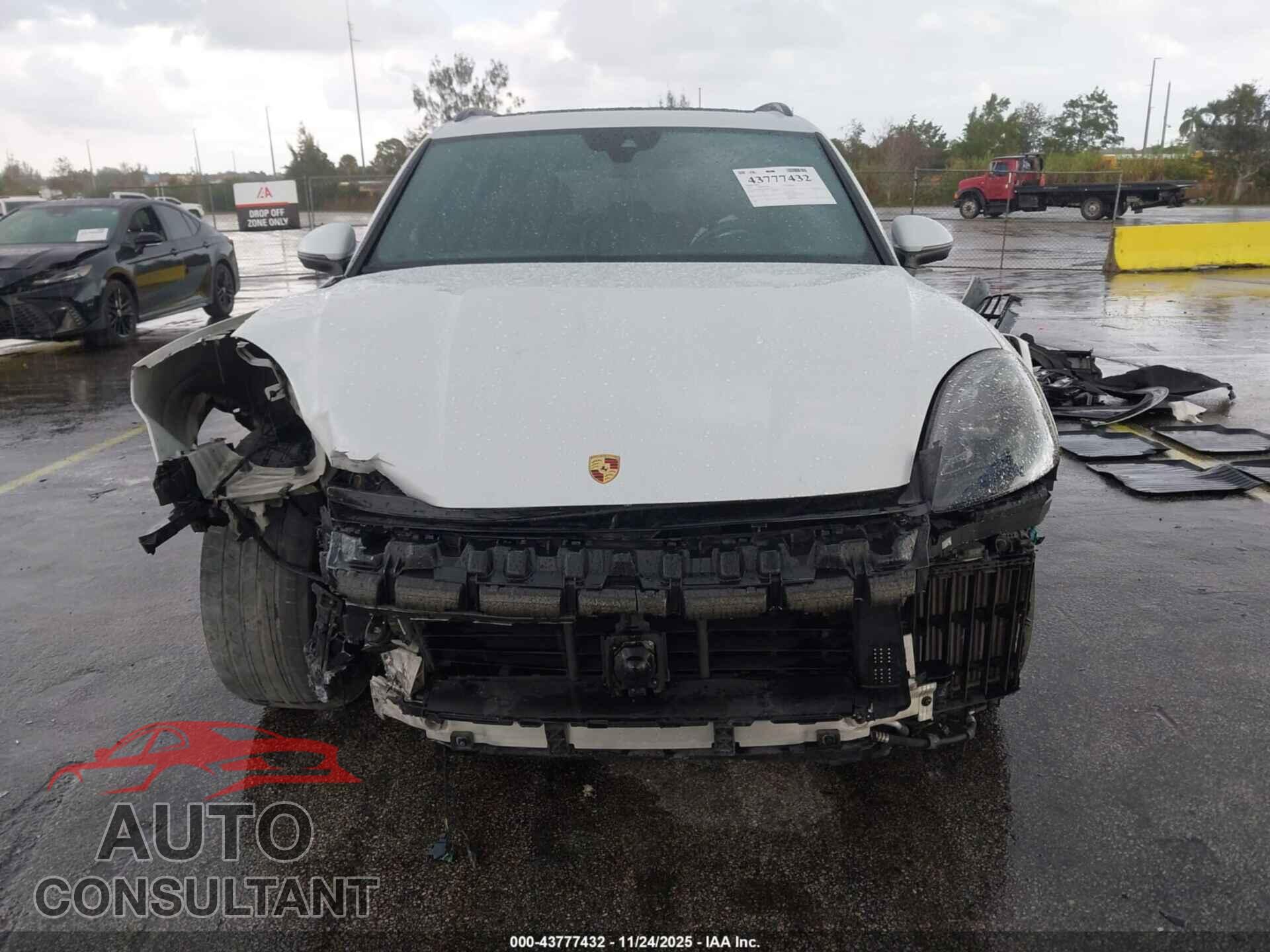 PORSCHE CAYENNE 2019 - WP1AB2AY6KDA61748