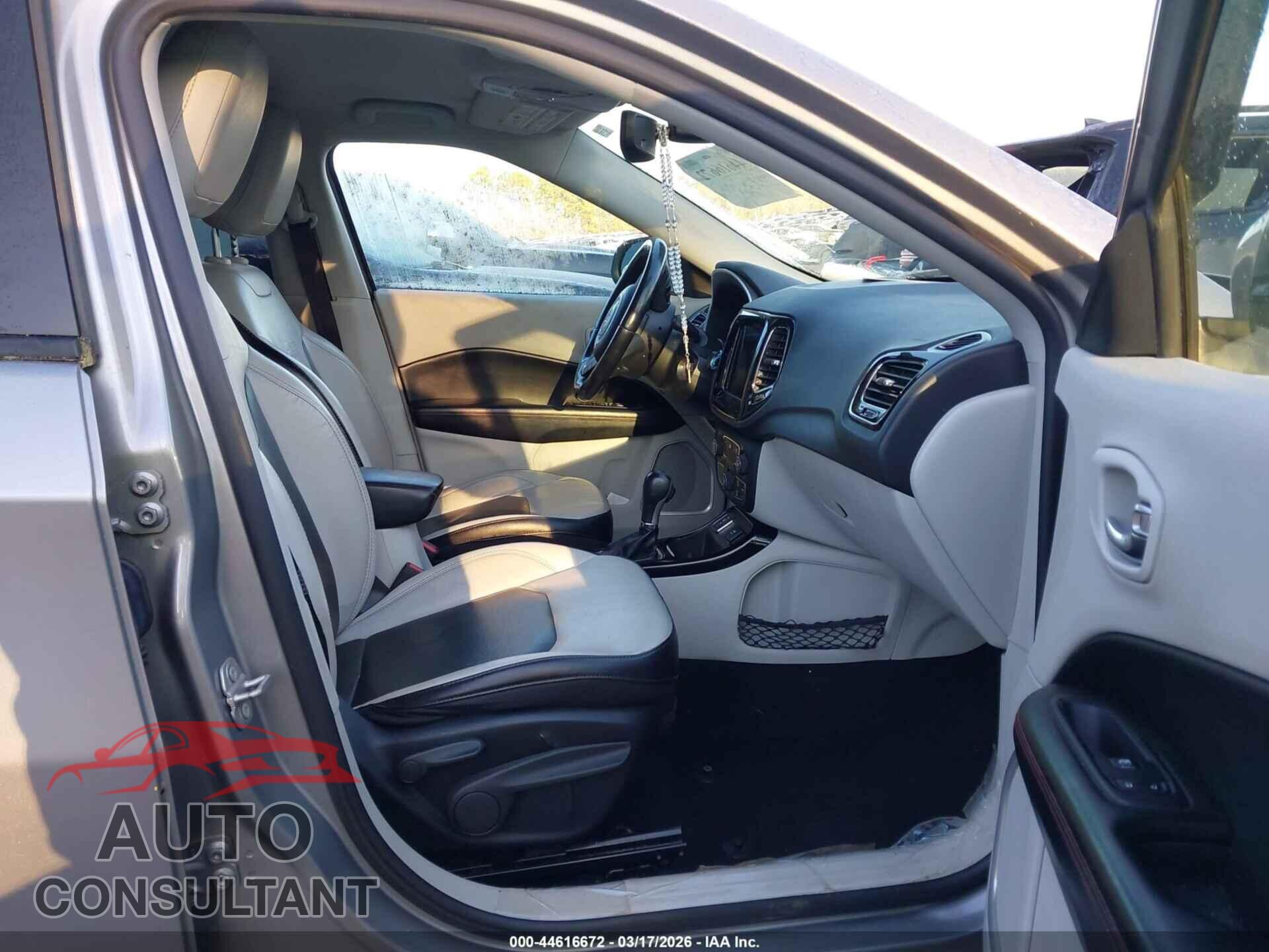 JEEP COMPASS 2020 - 3C4NJCCB3LT123302