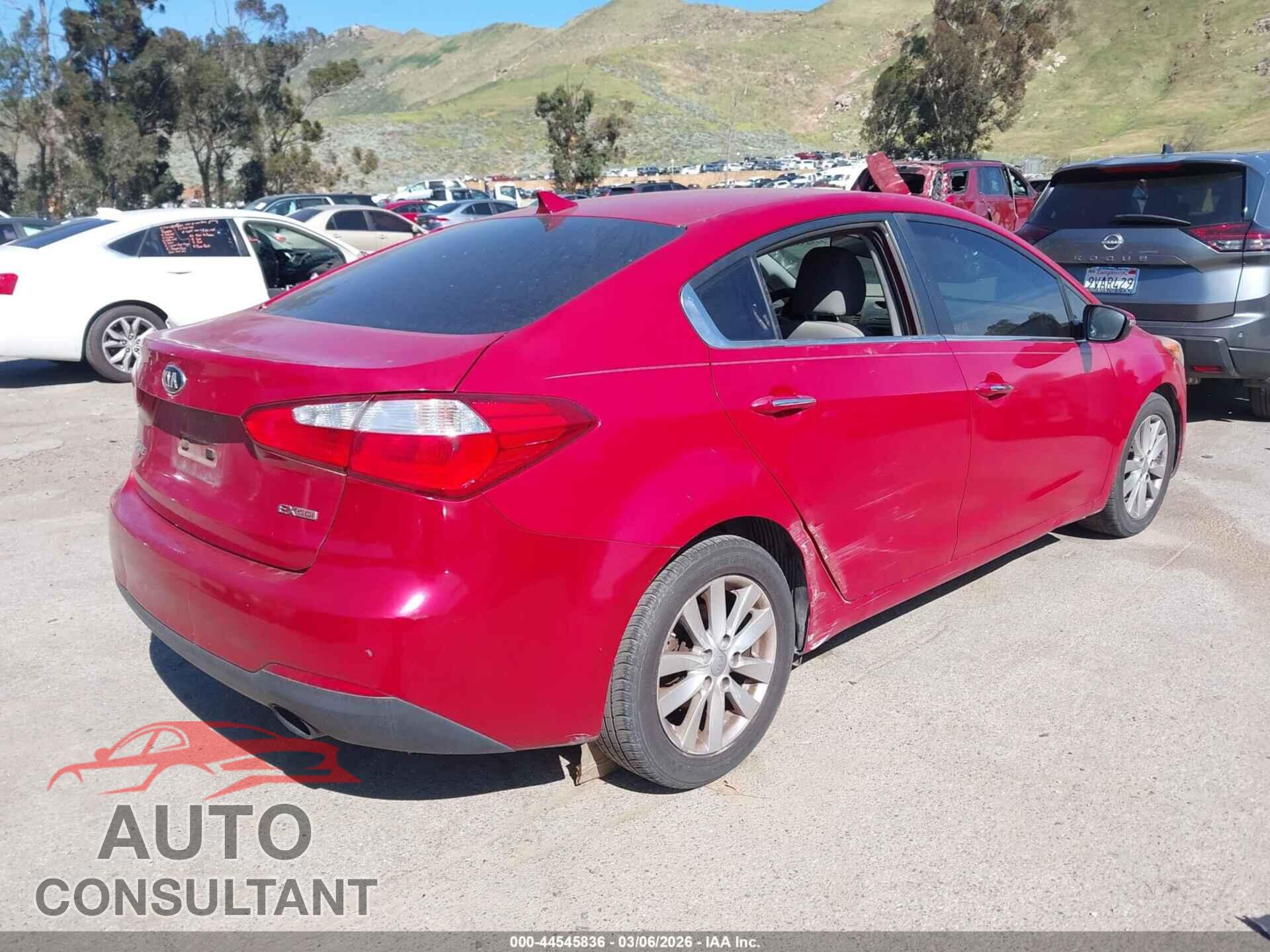 KIA FORTE 2015 - KNAFX4A84F5358888