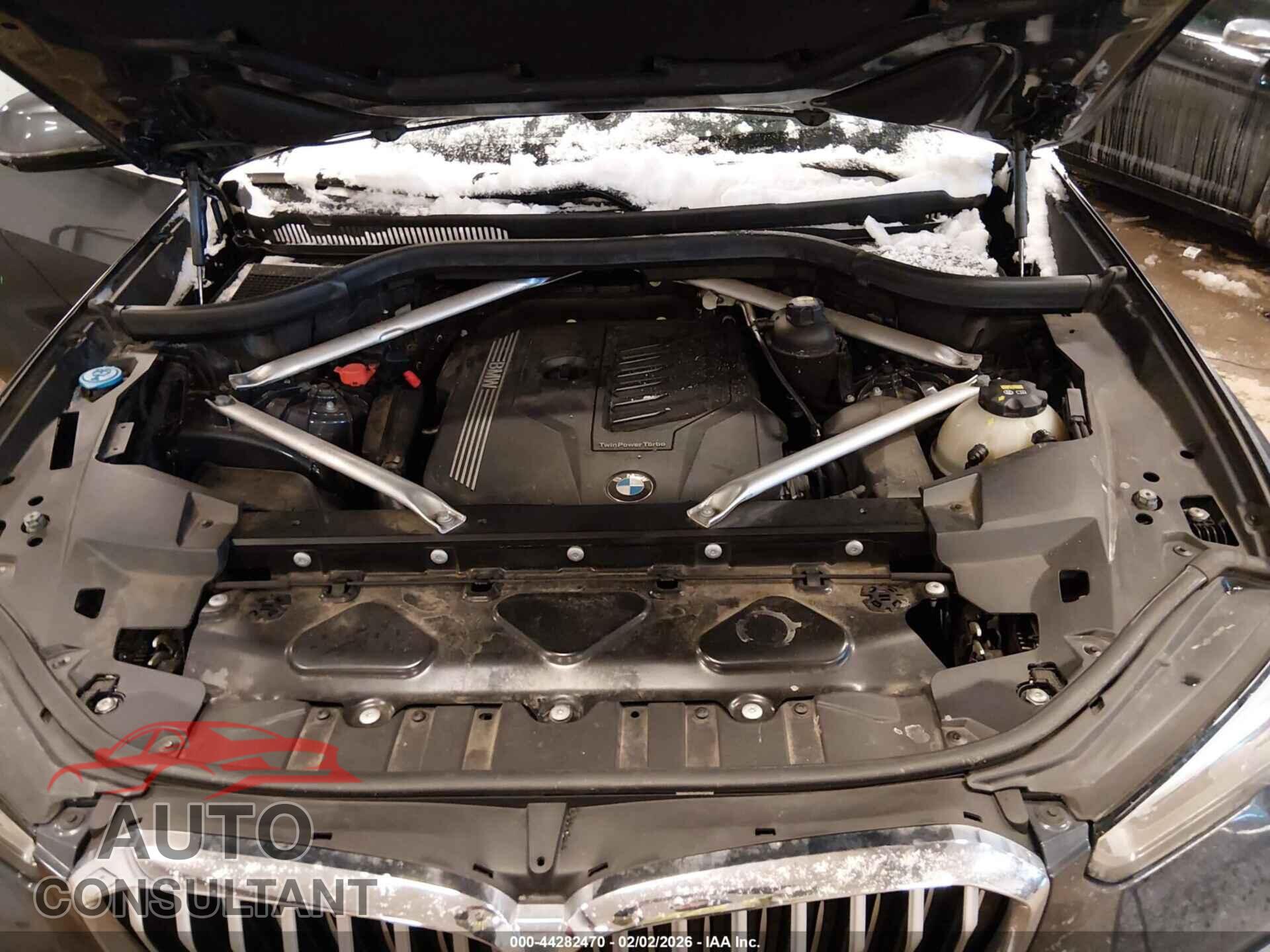 BMW X5 2019 - 5UXCR6C58KLL02648