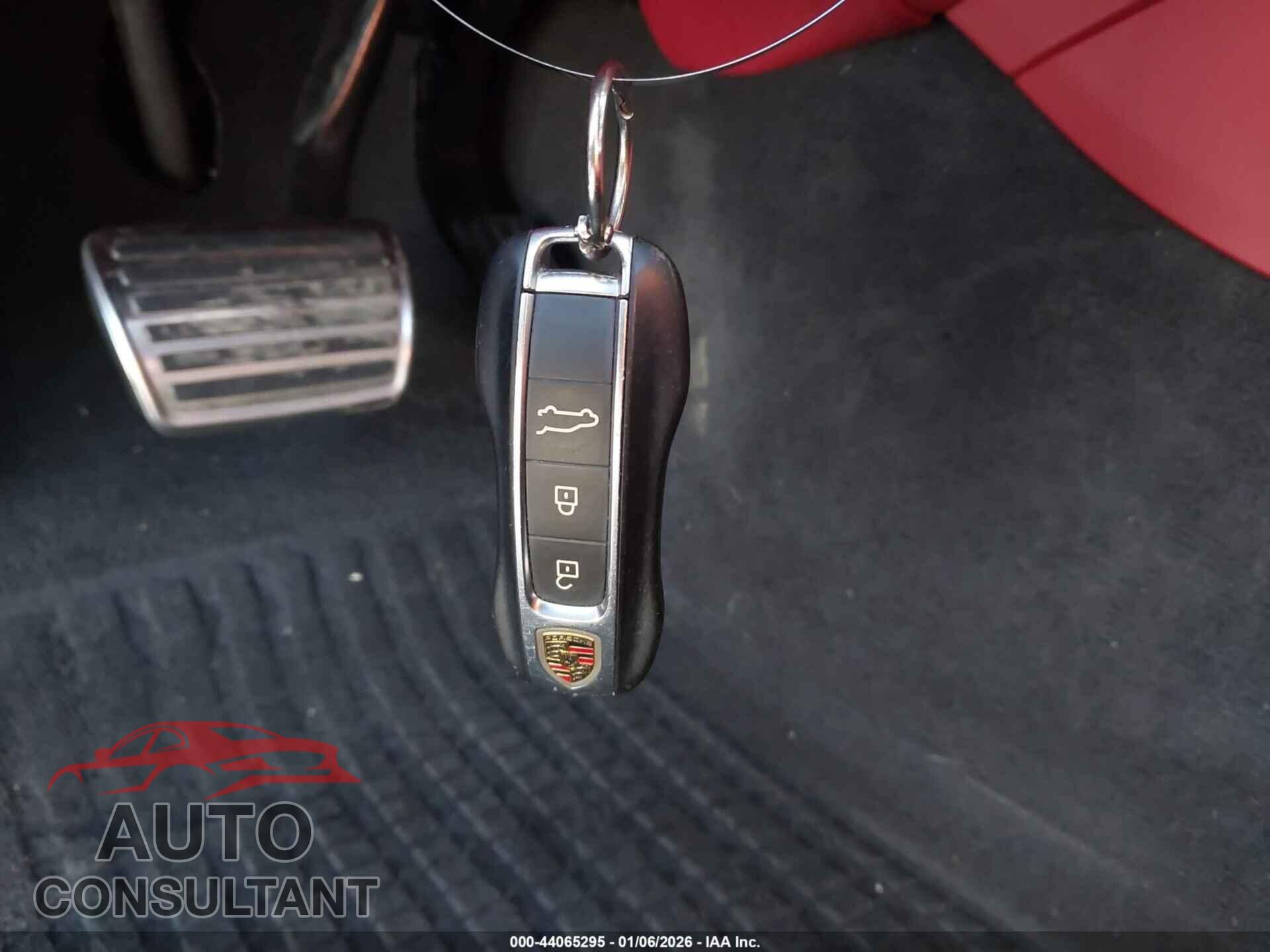 PORSCHE CAYENNE 2019 - WP1AF2AY5KDA80649