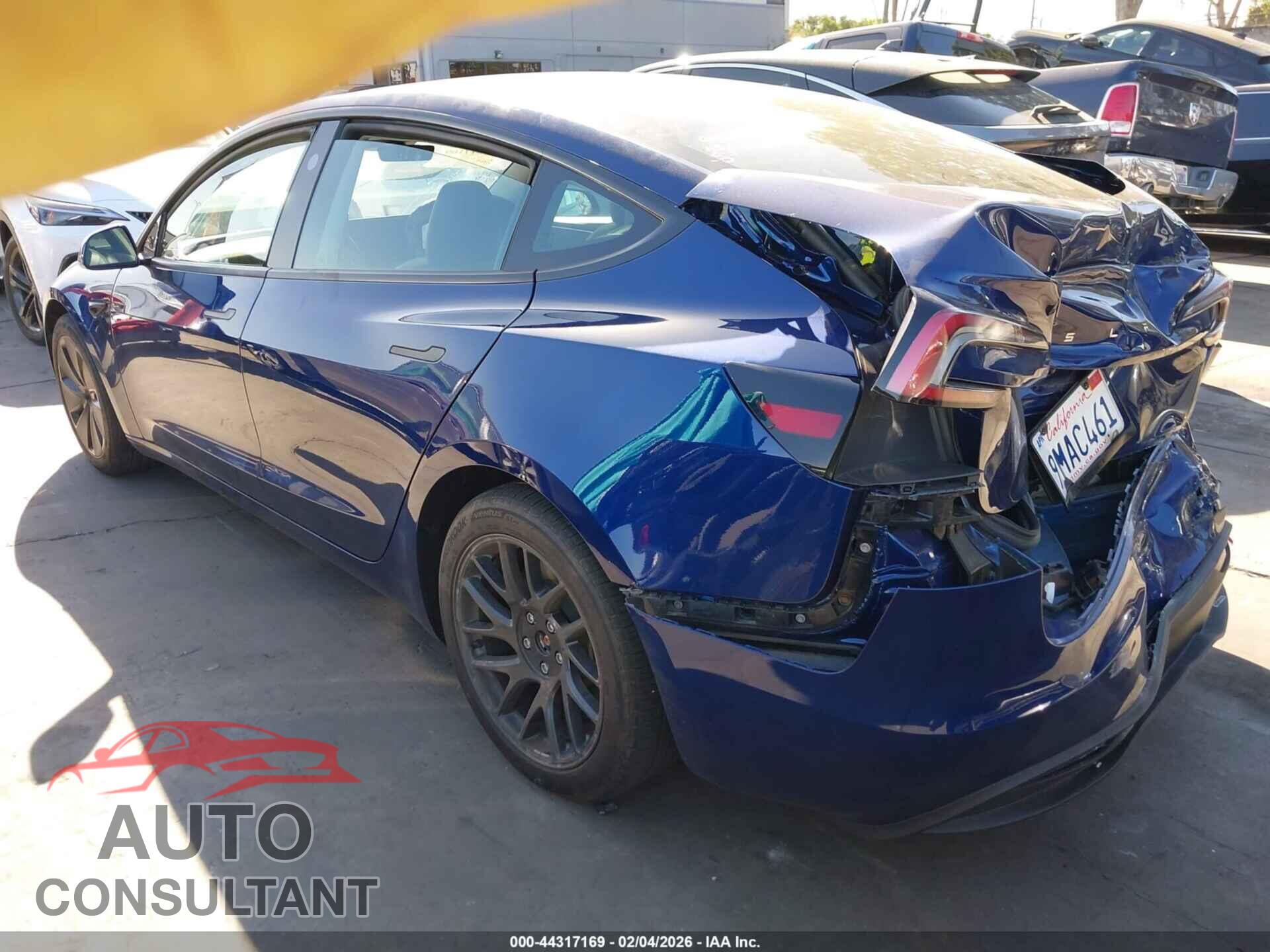 TESLA MODEL 3 2024 - 5YJ3E1EA7RF748460