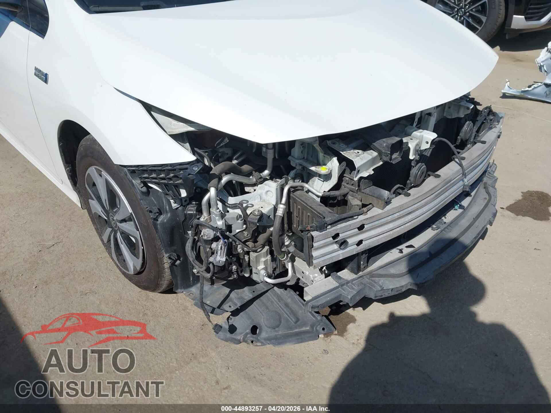 TOYOTA PRIUS PRIME 2017 - JTDKARFP7H3045137