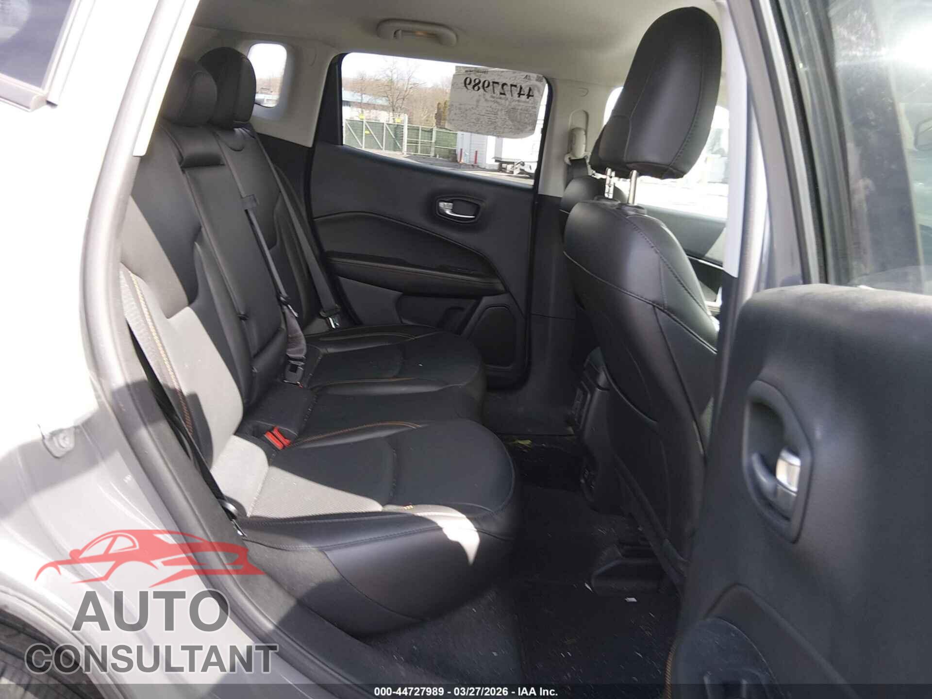 JEEP COMPASS 2021 - 3C4NJDCB5MT578580