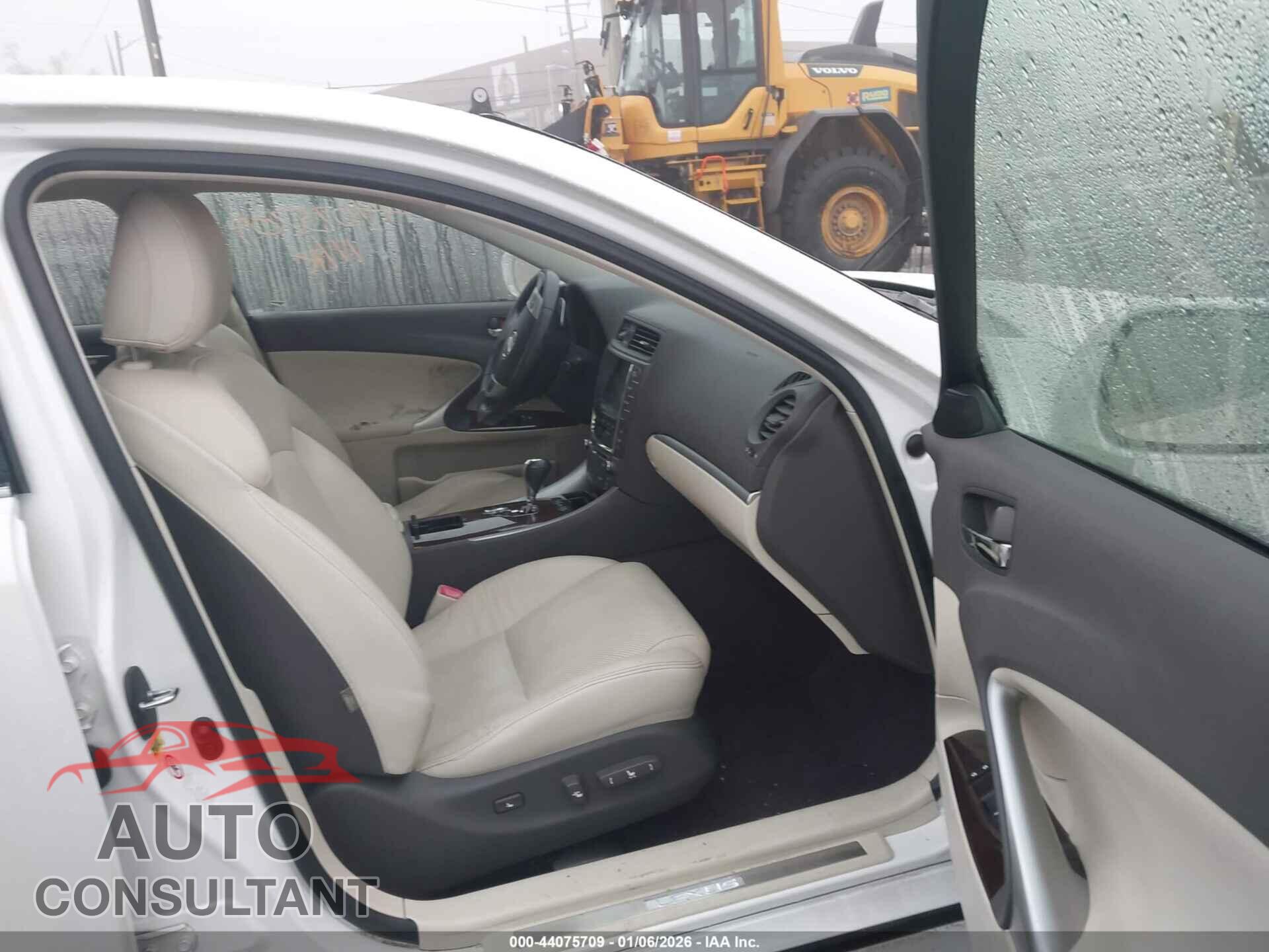 LEXUS IS 250 2012 - JTHCF5C2XC2035545