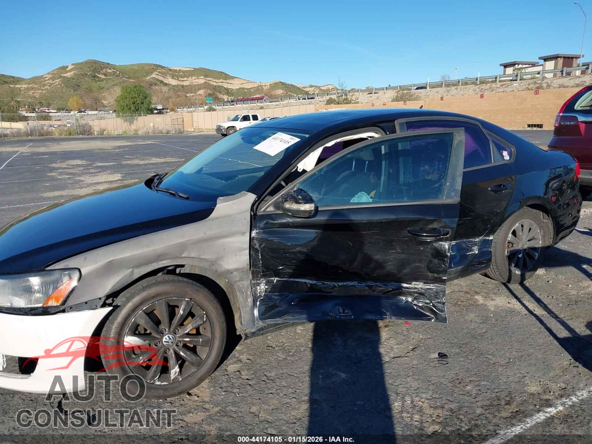 VOLKSWAGEN PASSAT 2012 - 1VWAP7A38CC106441