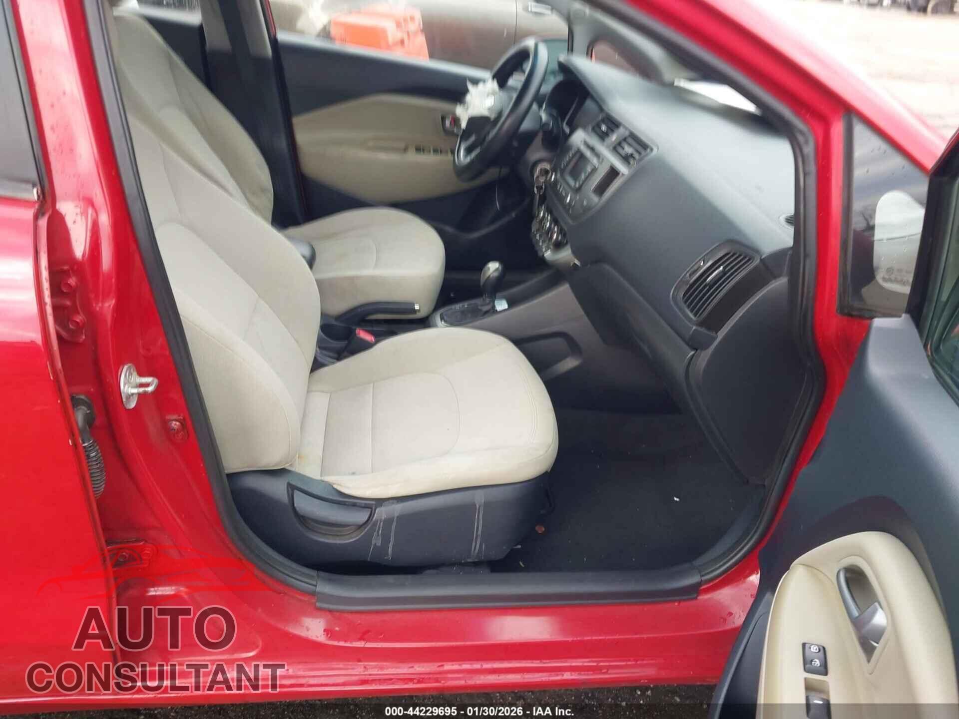 KIA RIO5 2012 - KNADN5A39C6016172