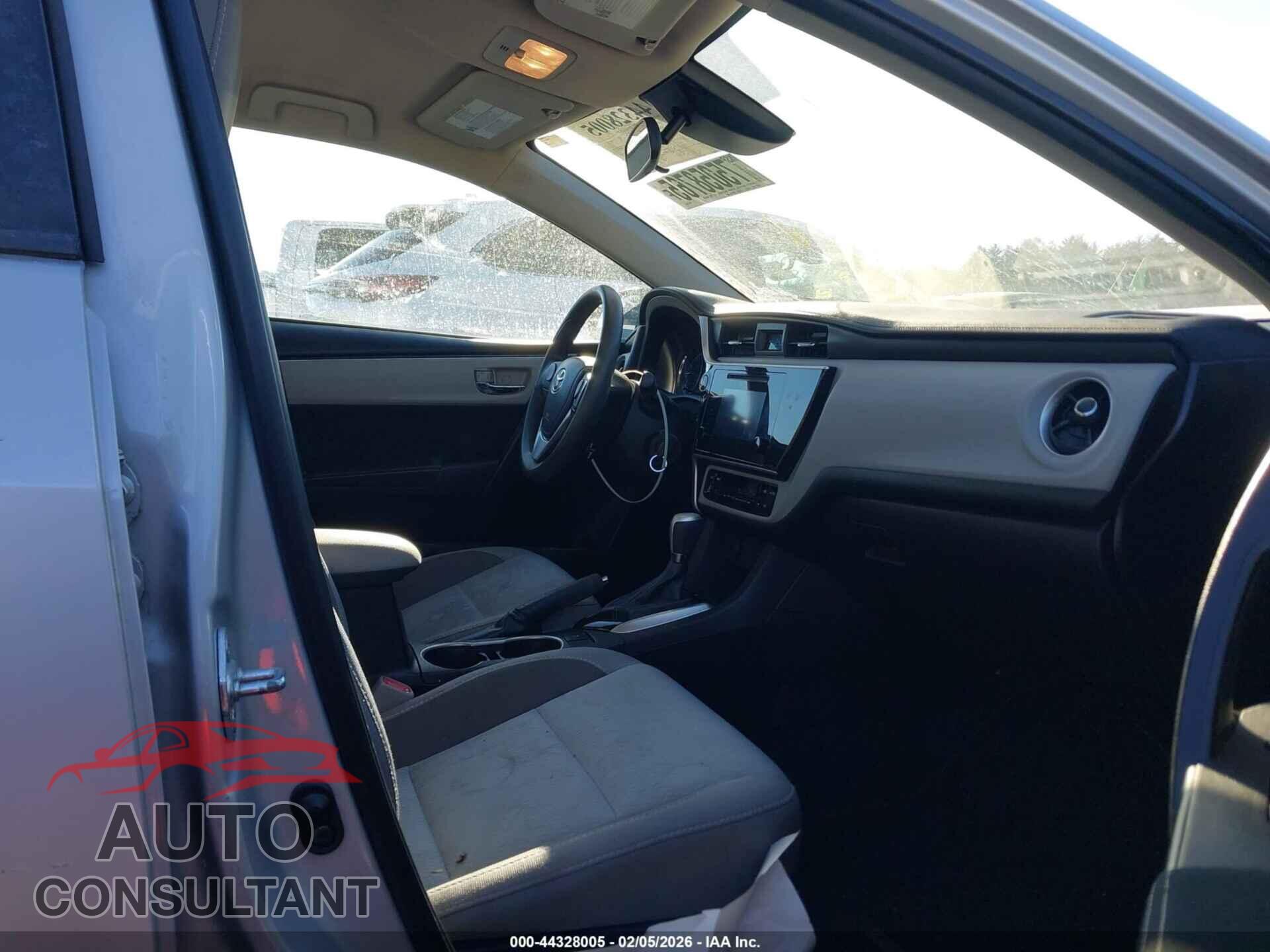 TOYOTA COROLLA 2017 - 2T1BURHE8HC823651