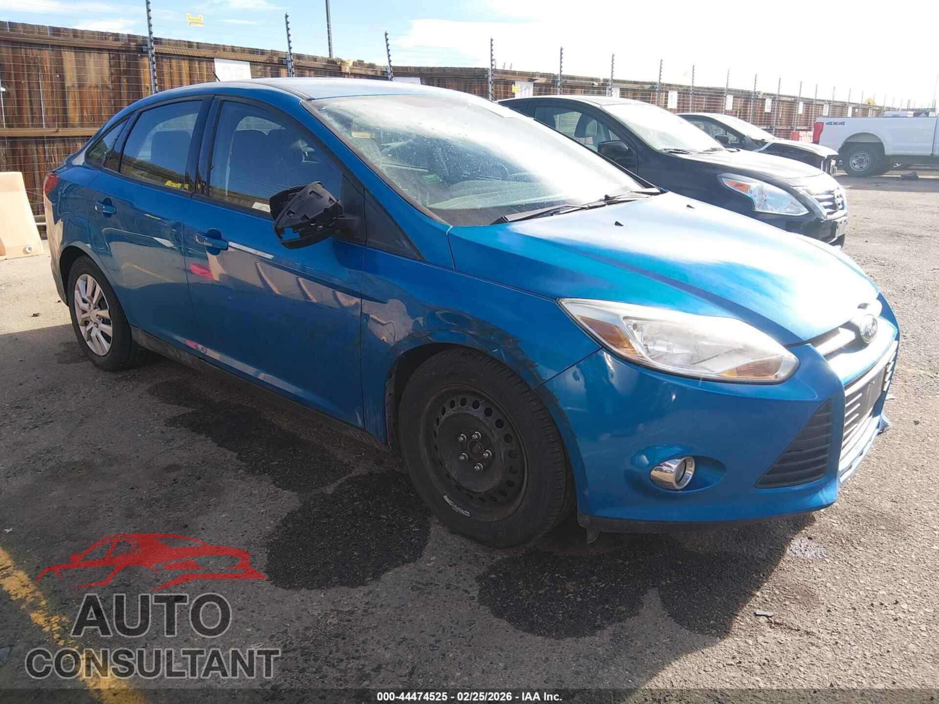 FORD FOCUS 2012 - 1FAHP3F26CL413641