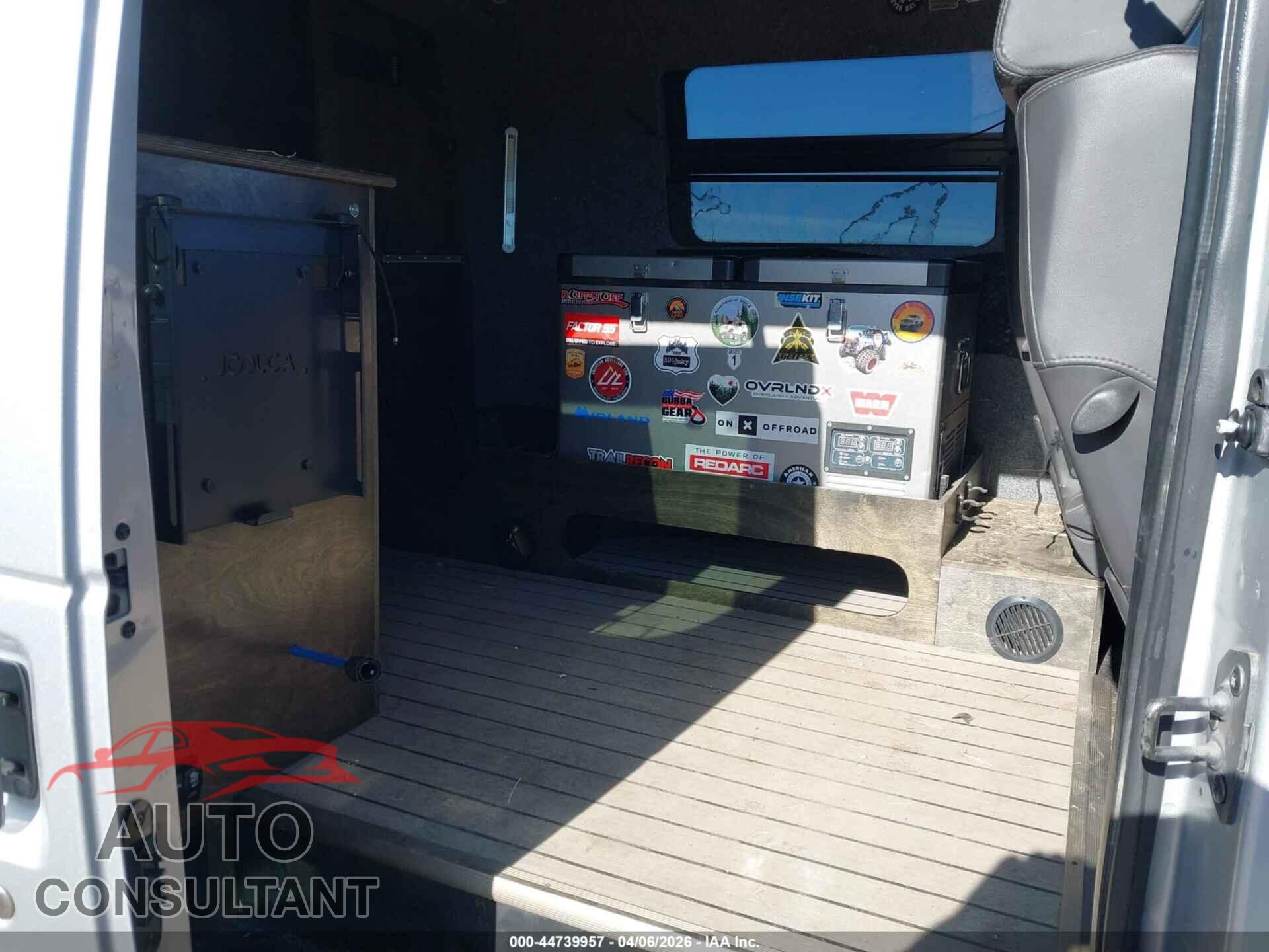 FORD E-350 SUPER DUTY 2011 - 1FTSS3ES3BDA23377