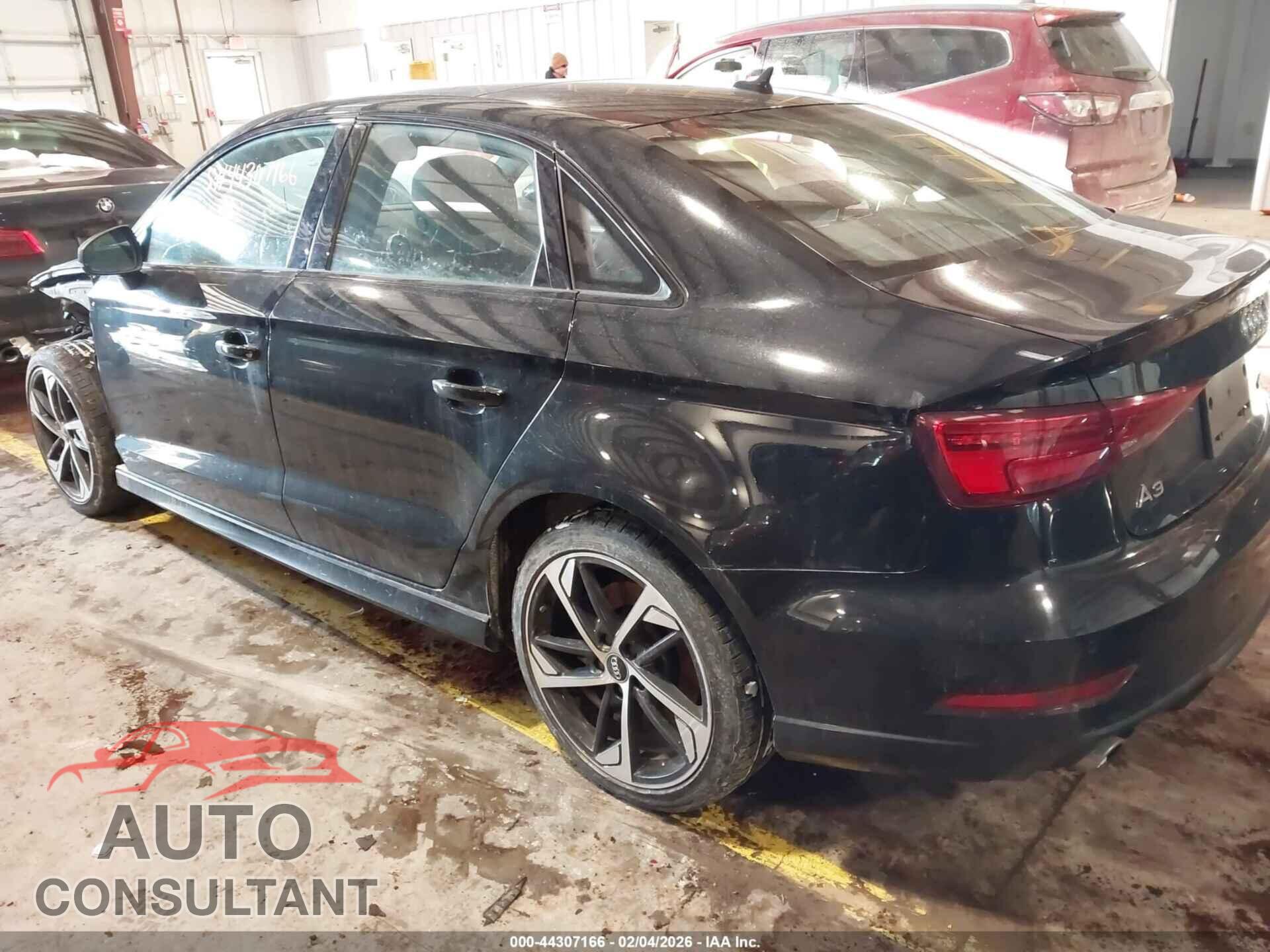 AUDI A3 2020 - WAUBEGFF2LA102460