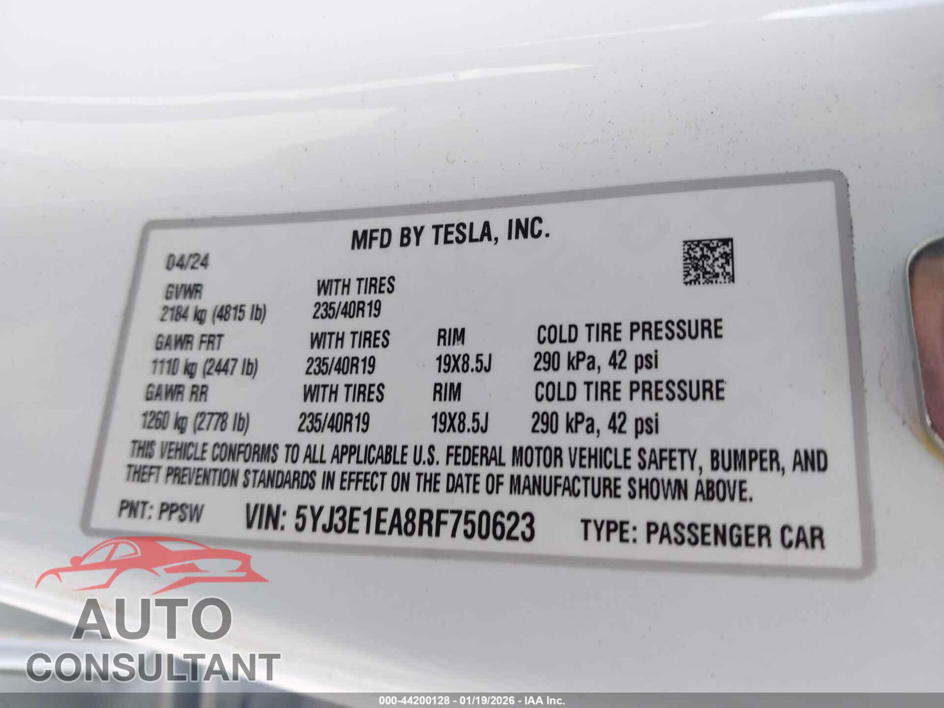 TESLA MODEL 3 2024 - 5YJ3E1EA8RF750623