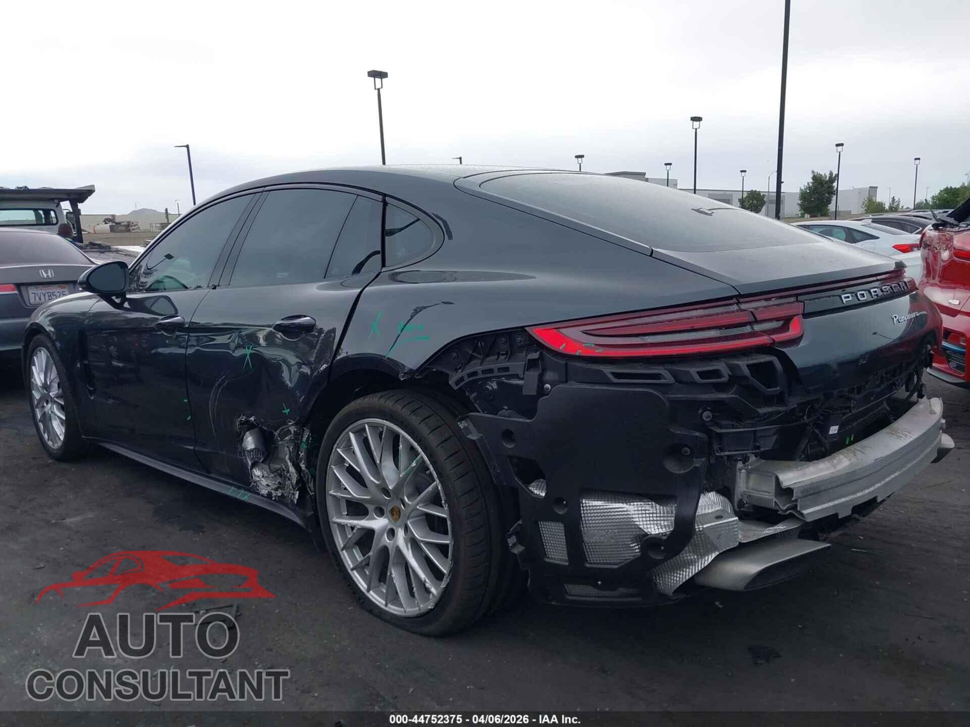 PORSCHE PANAMERA 2019 - WP0AA2A74KL101889