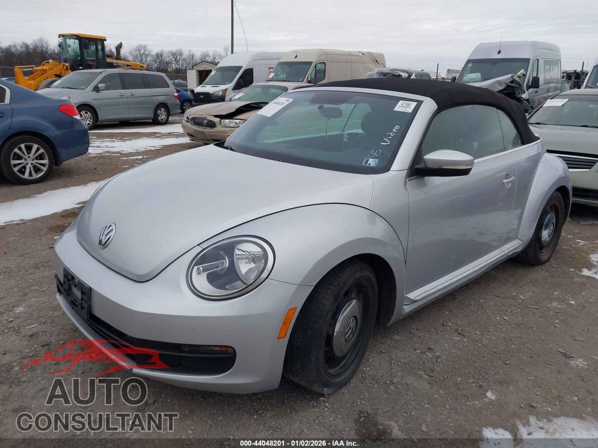 VOLKSWAGEN BEETLE 2015 - 3VW517AT0FM812700