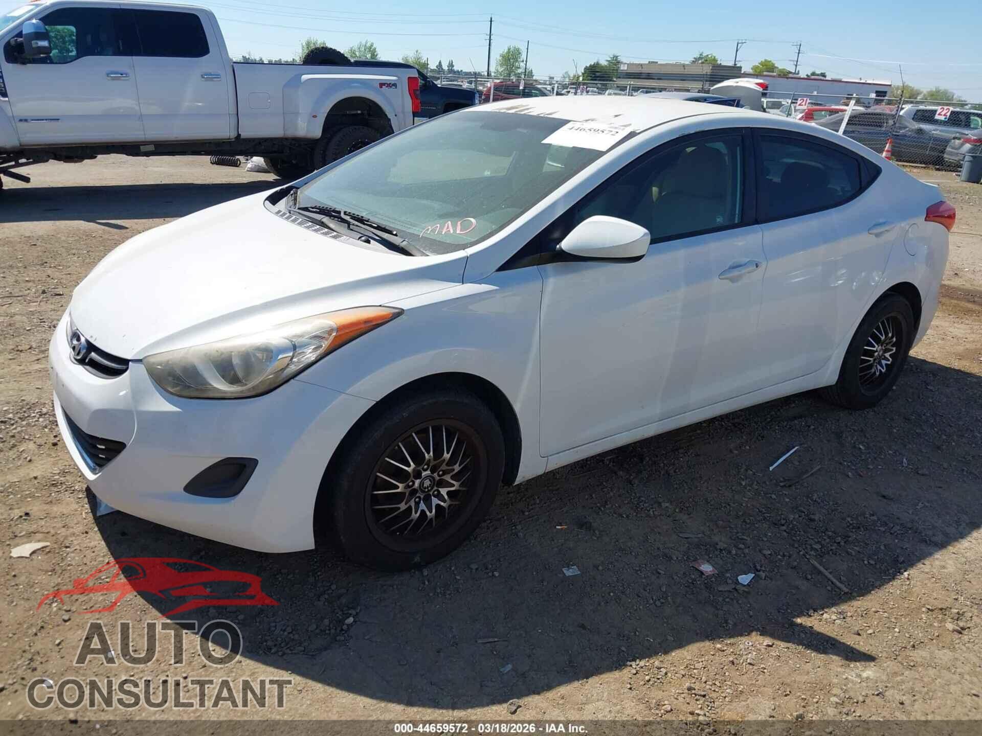 HYUNDAI ELANTRA 2012 - 5NPDH4AE7CH150545