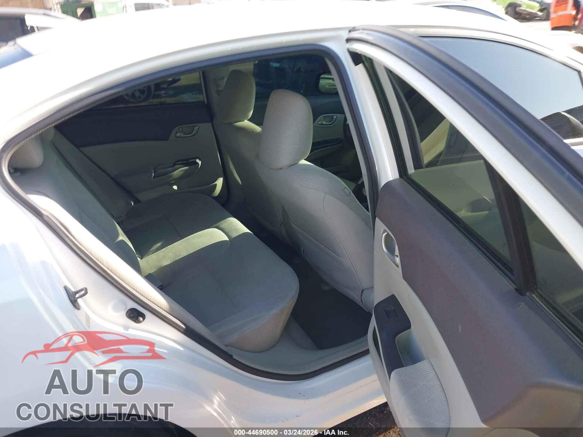 HONDA CIVIC 2012 - 2HGFB2F56CH597613