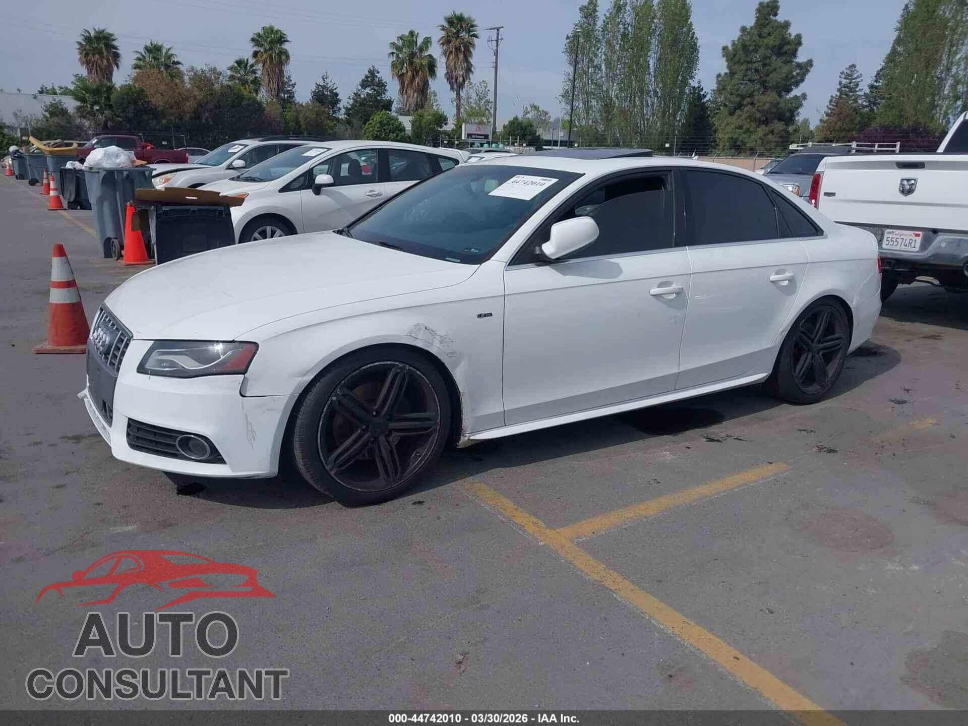 AUDI A4 2012 - WAUFFAFL9CA051685