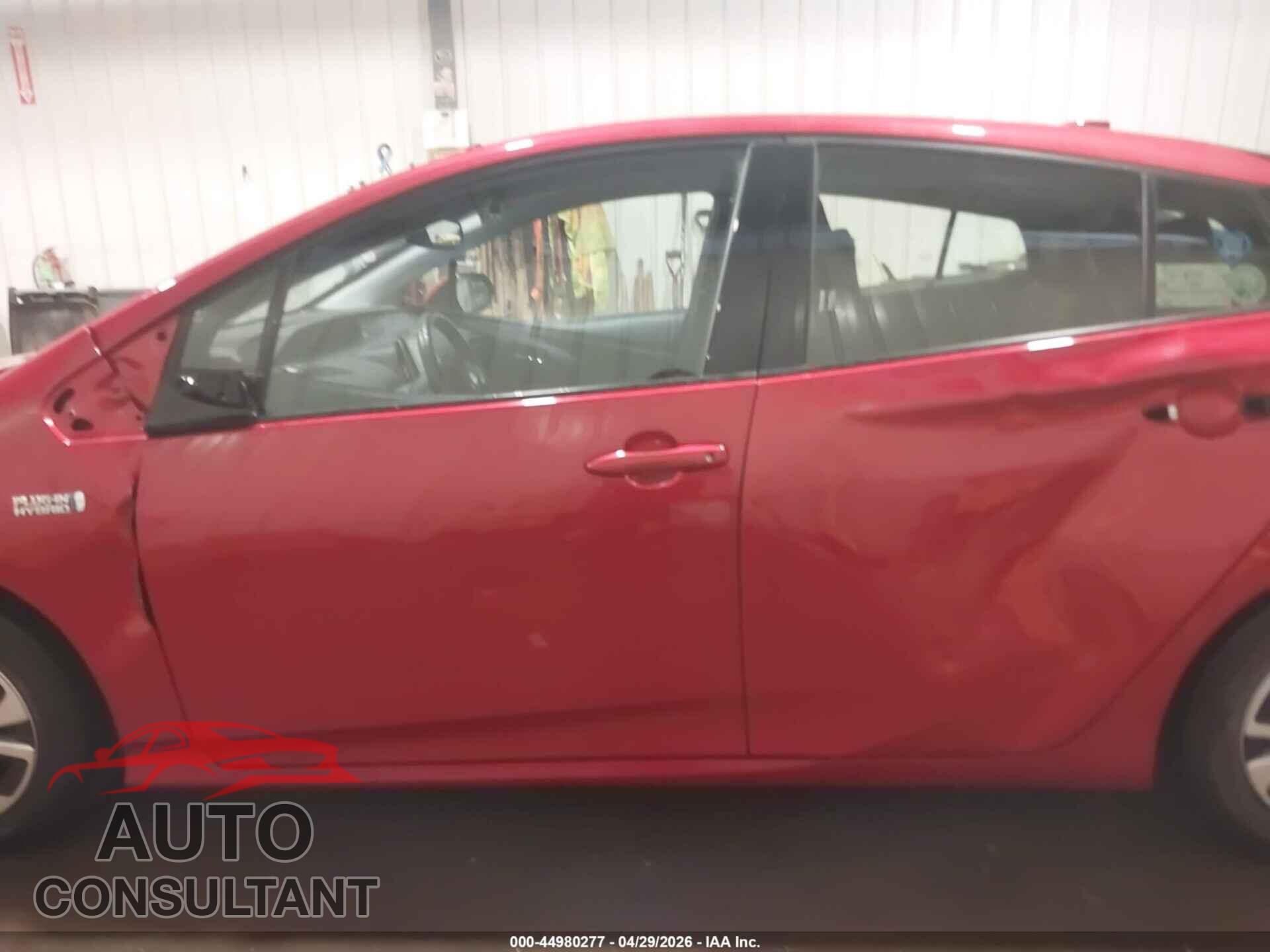 TOYOTA PRIUS PRIME 2017 - JTDKARFP8H3006511