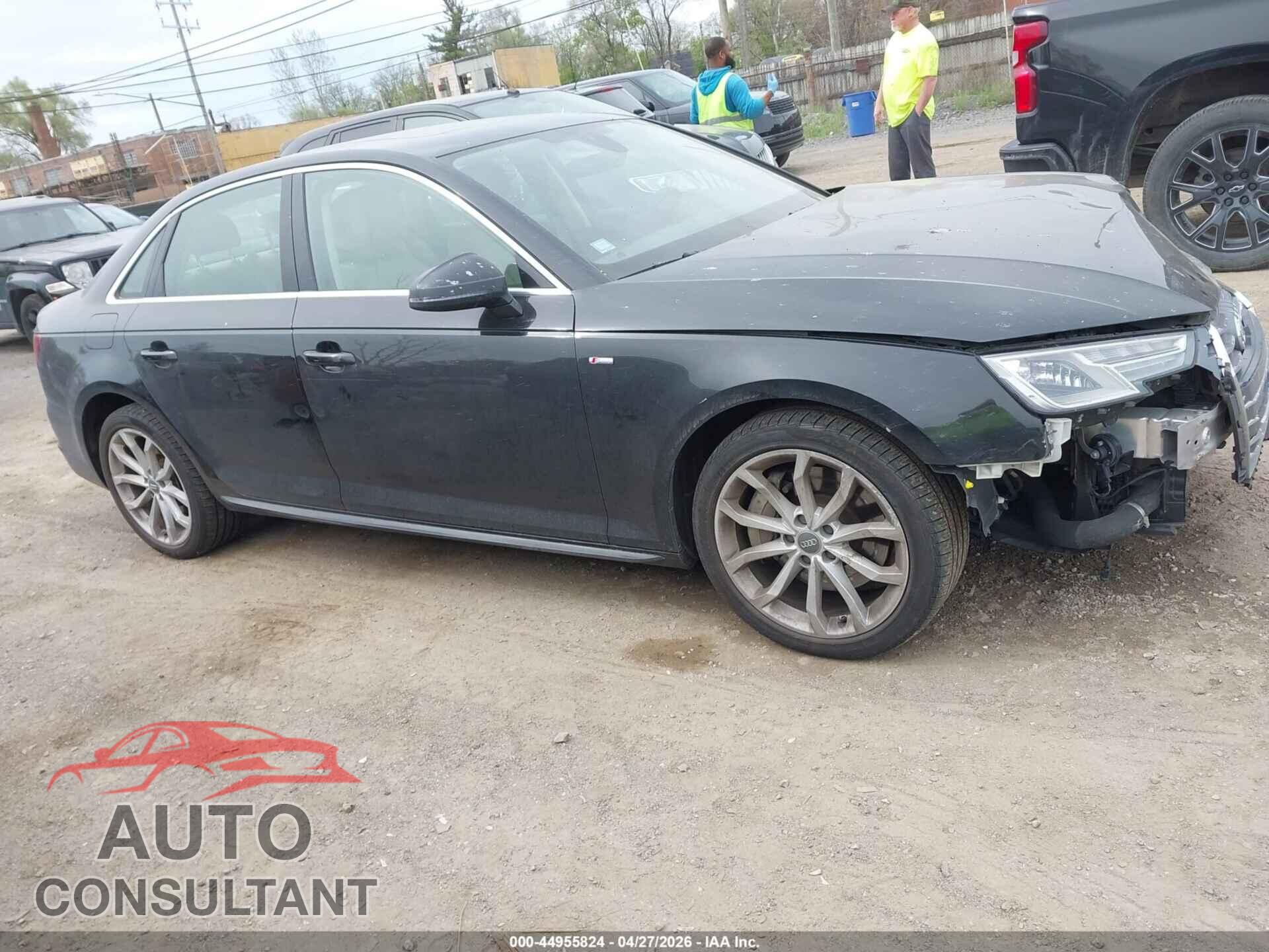 AUDI A4 2019 - WAUDNAF42KN007439